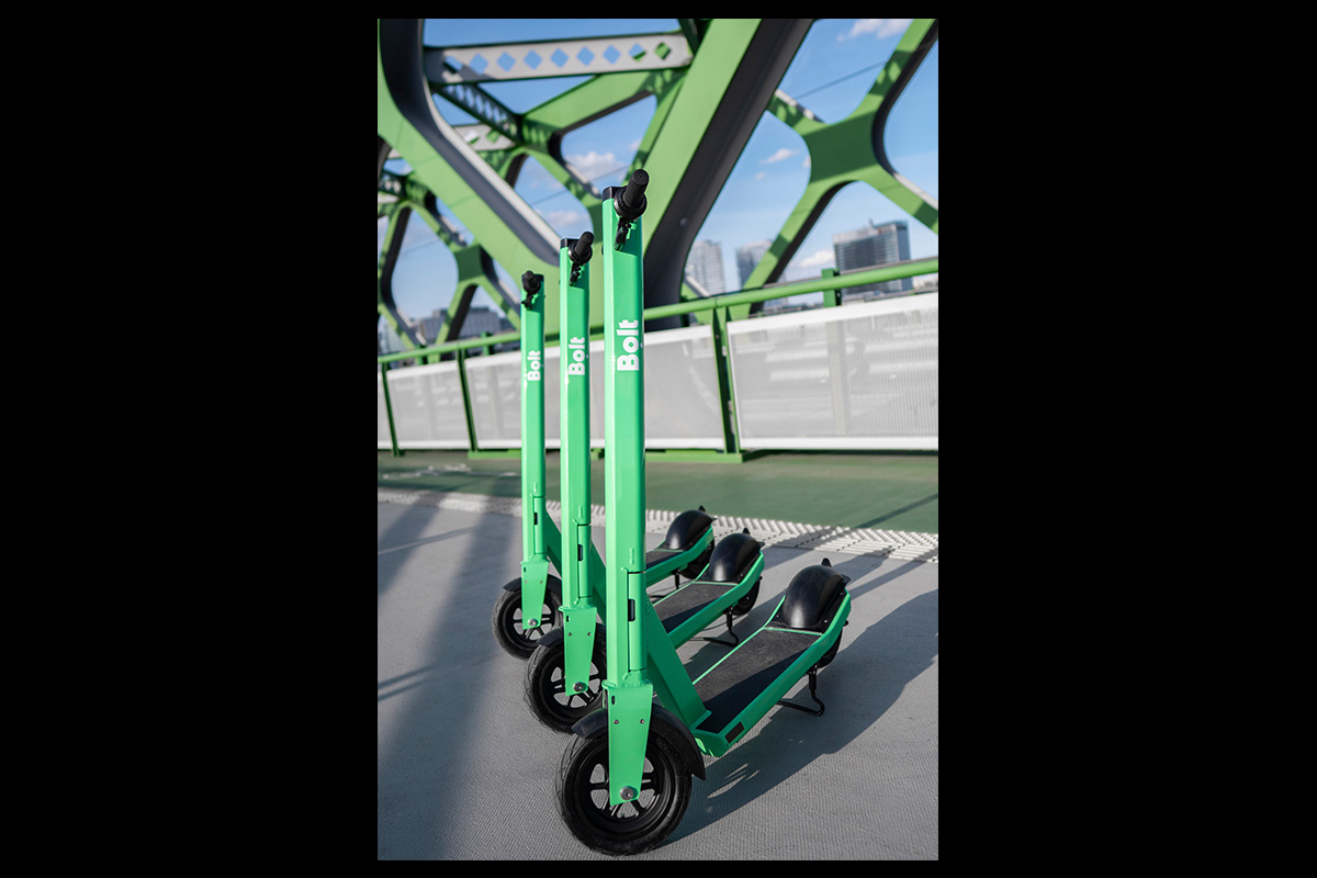 Bolt-scooter-1
