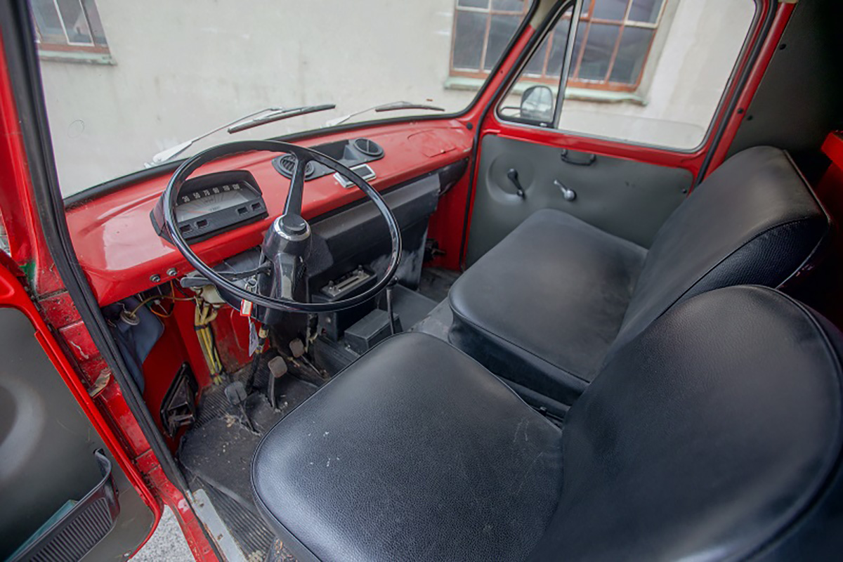 Fiat-238-Van-Interior