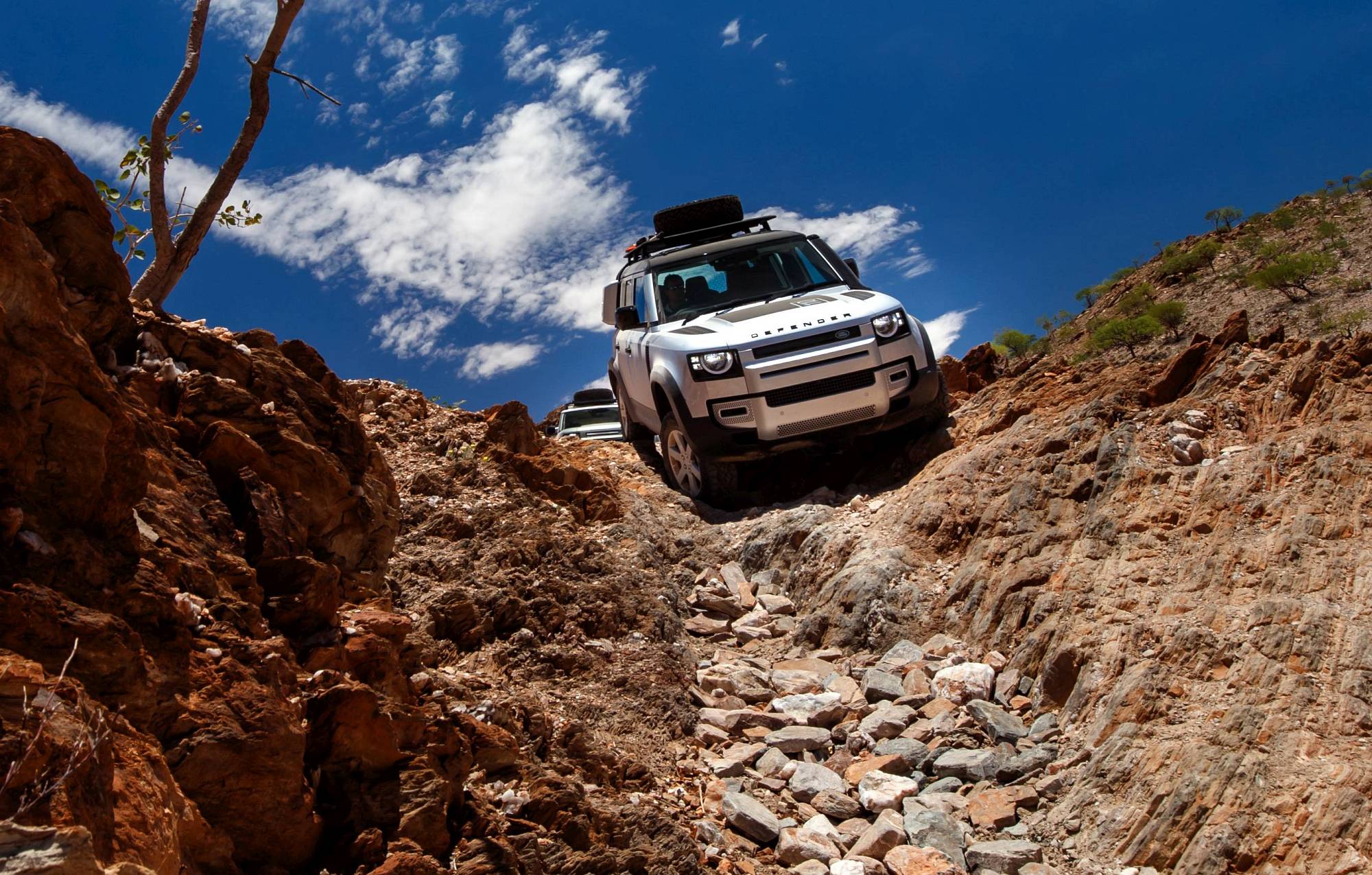 Land Rover Defender_2020 Namibia (8)