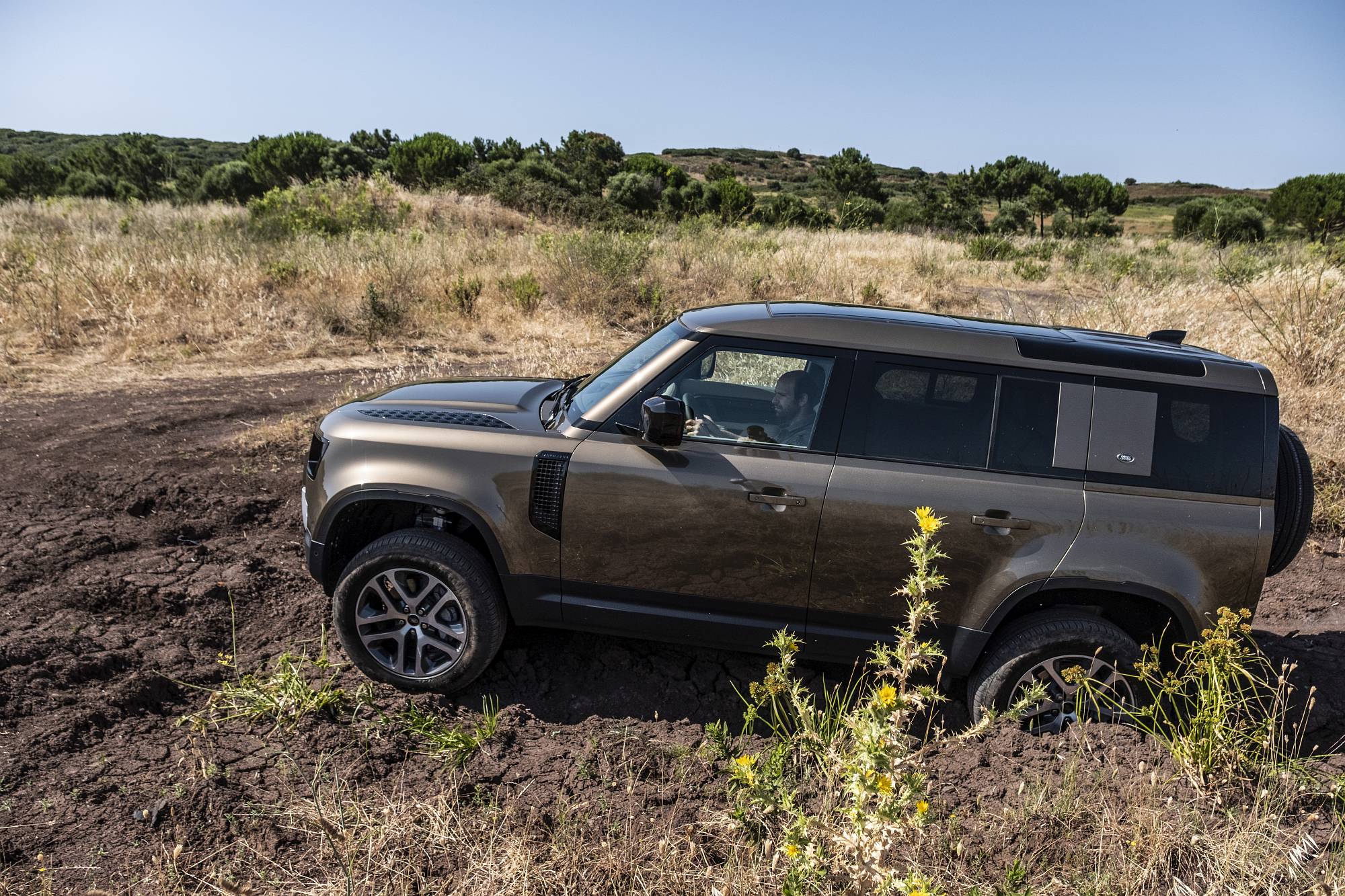 Land Rover Defender_2020_Fernando Marques_M24 (11)