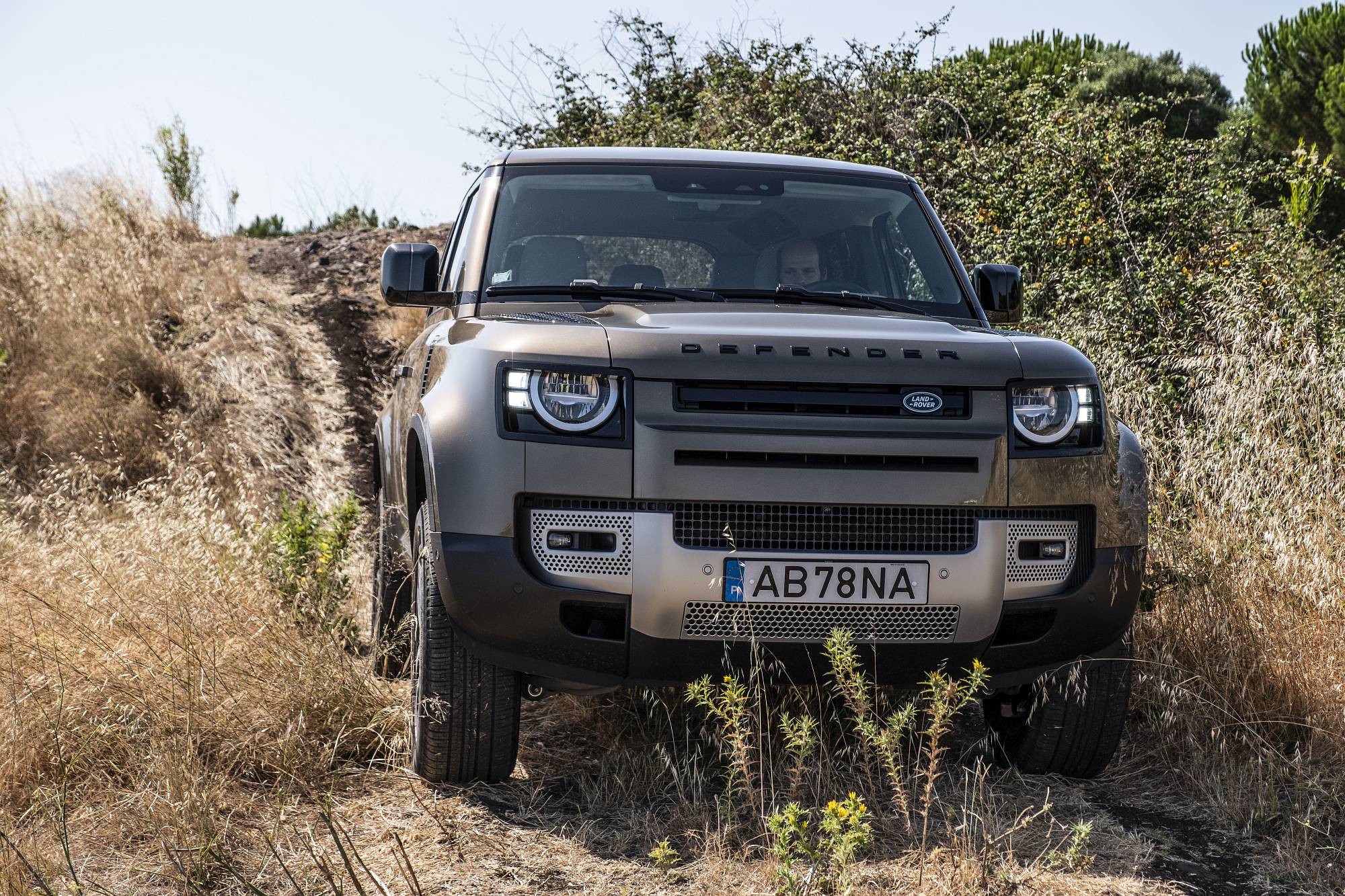 Land Rover Defender_2020_Fernando Marques_M24 (20)