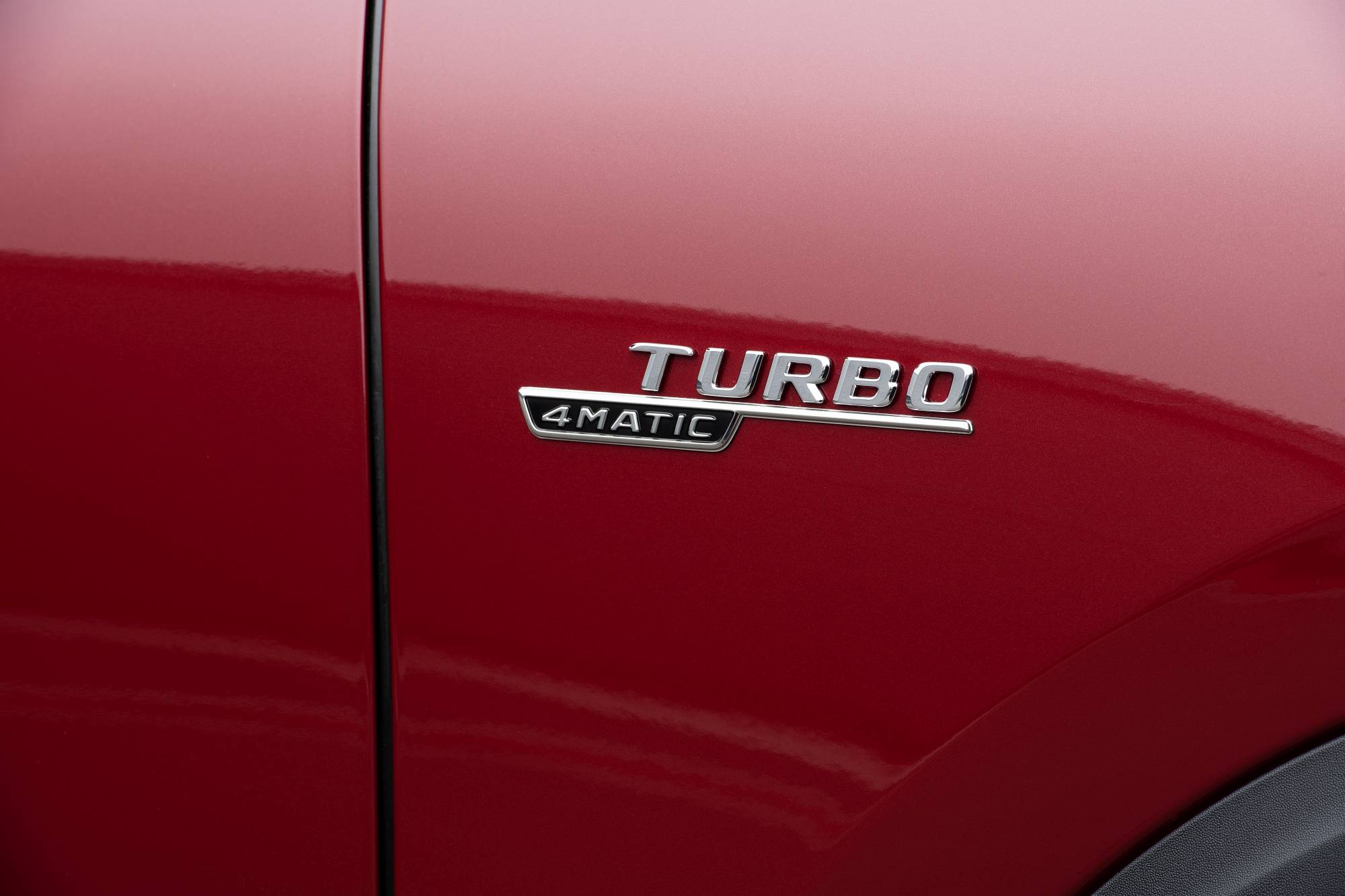 Verkaufsstart für die neuen Mercedes-AMG GLA Modelle: Kompakte Performance-SUV jetzt bestellbar

Sales release for the new Mercedes-AMG GLA models: Compact performance SUV now available to order