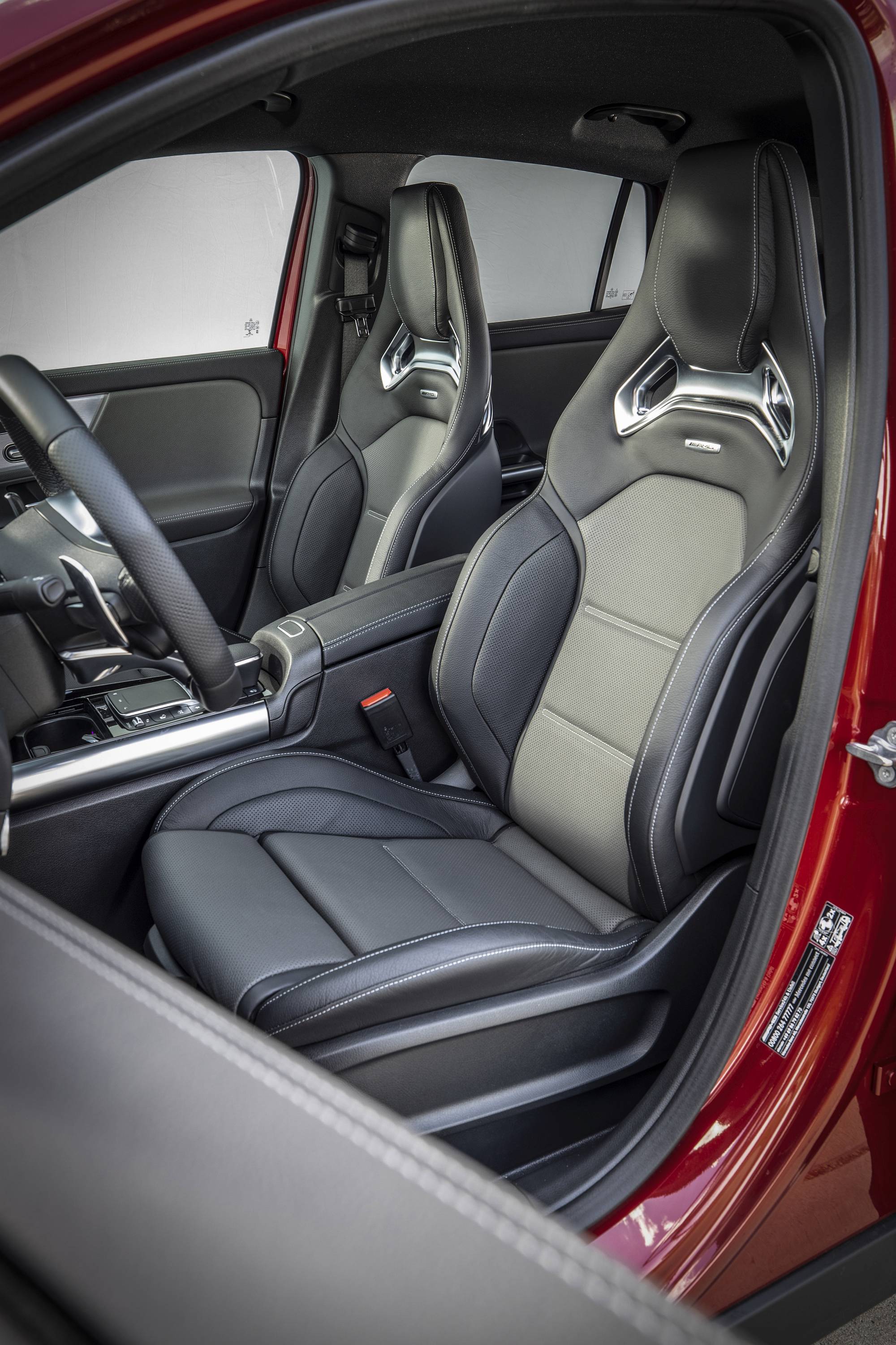 Test drive E-Class Family AMG GLA July 2020

Test drive E-Class Family AMG GLA July 2020