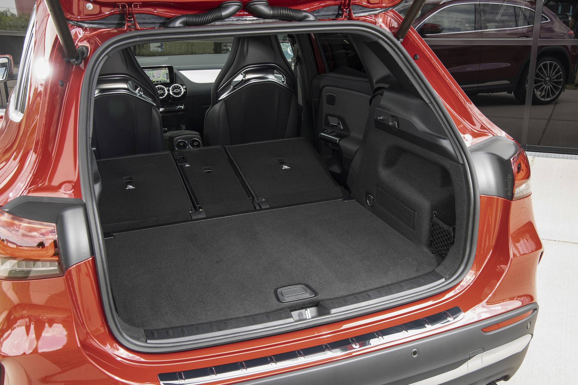 Test drive E-Class Family AMG GLA July 2020

Test drive E-Class Family AMG GLA July 2020