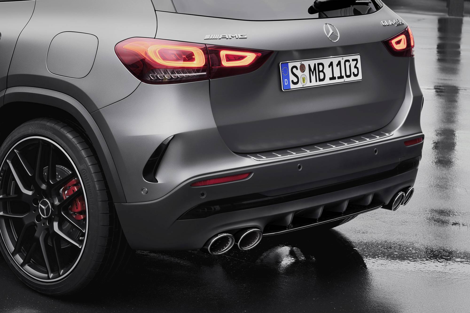 Verkaufsstart für die neuen Mercedes-AMG GLA Modelle: Kompakte Performance-SUV jetzt bestellbar

Sales release for the new Mercedes-AMG GLA models: Compact performance SUV now available to order