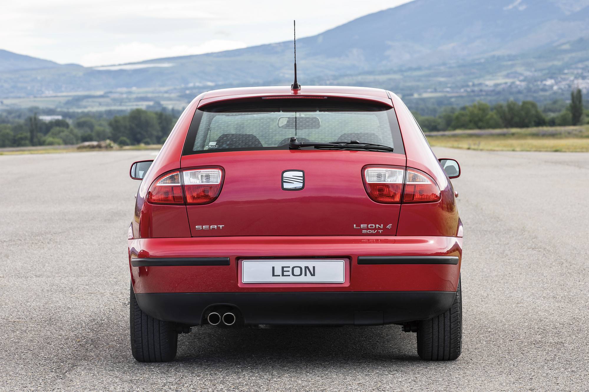 SEAT Leon 4 gerações_2020 (16)