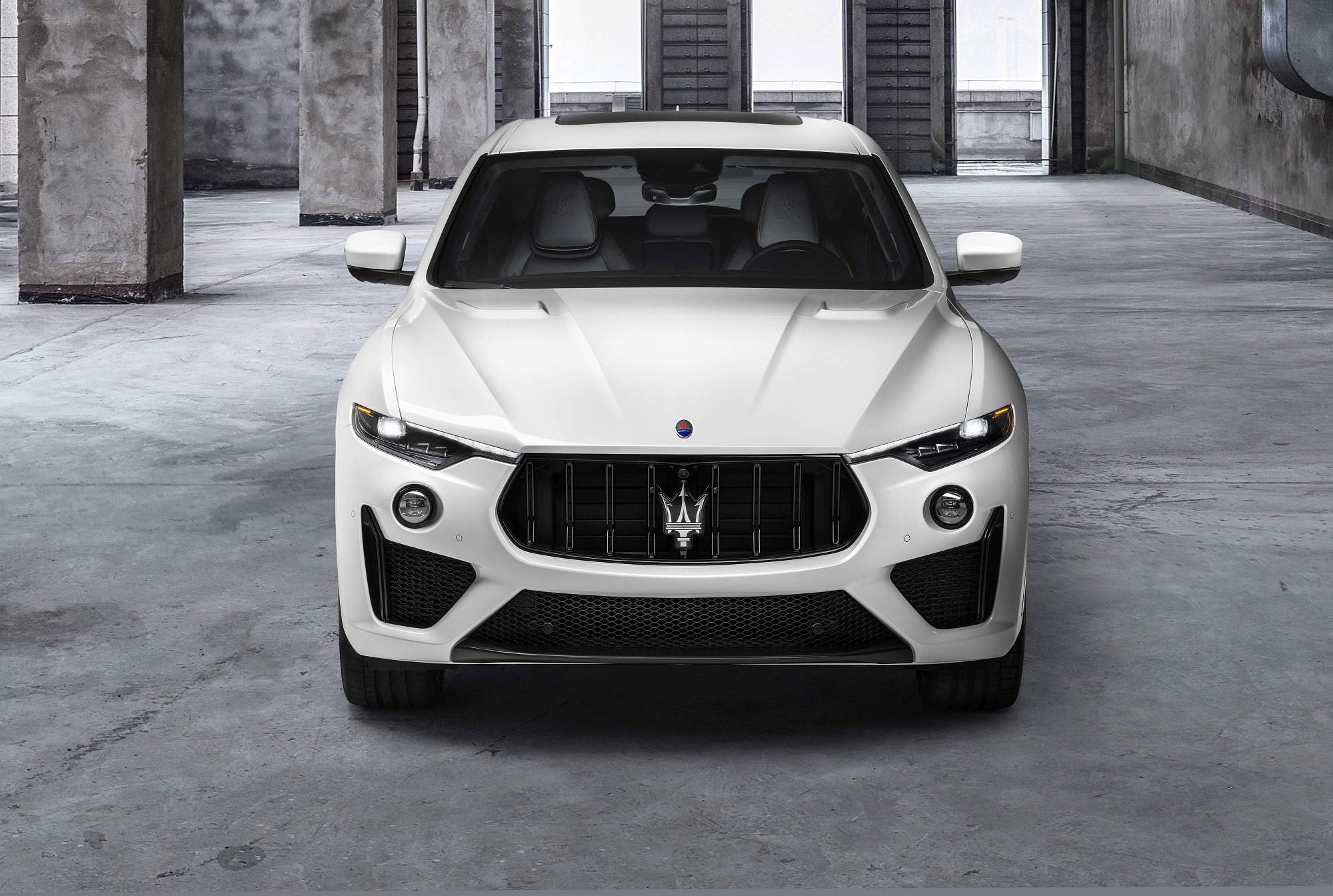 09_Maserati_Levante_Trofeo