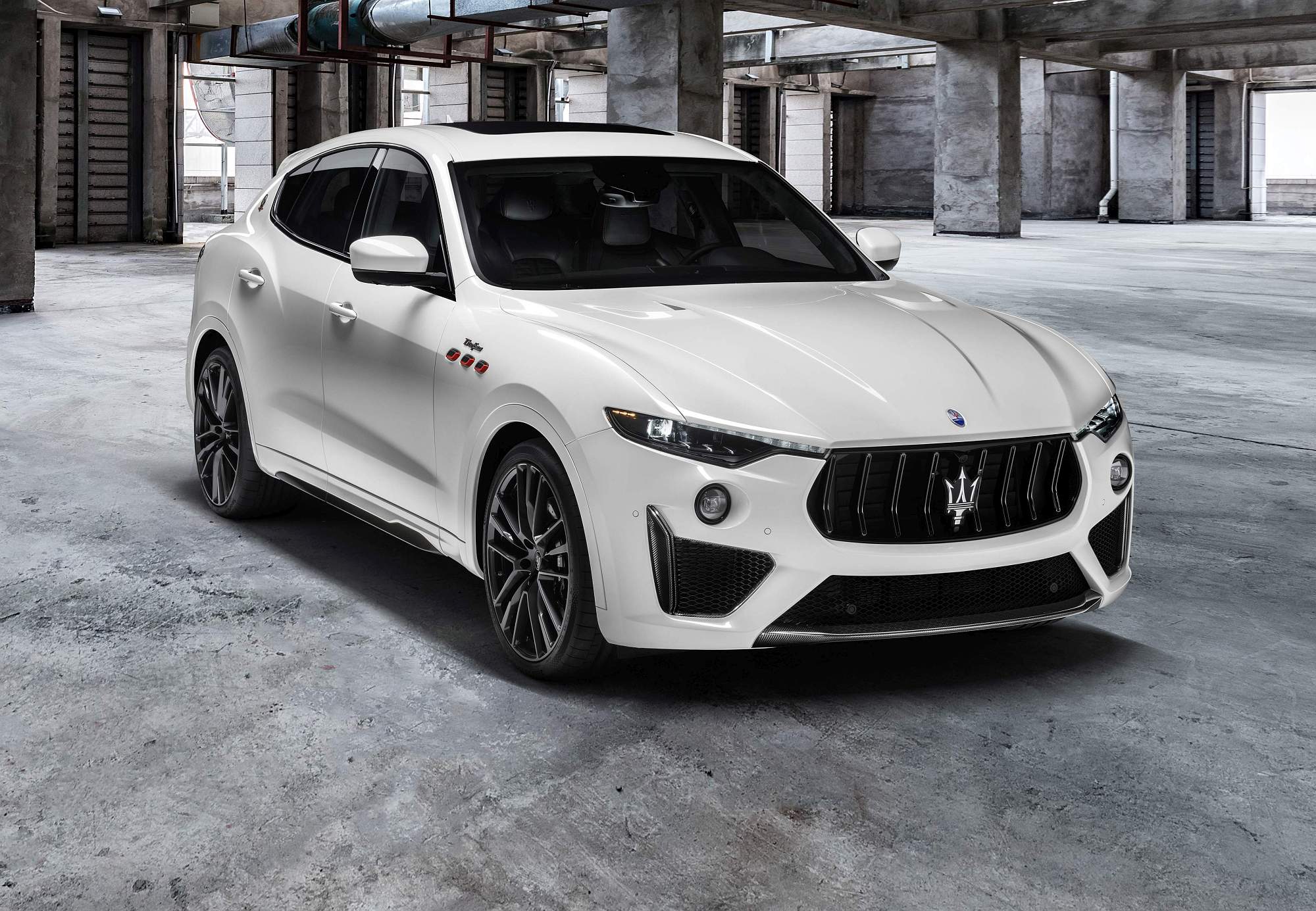 10_Maserati_Levante_Trofeo