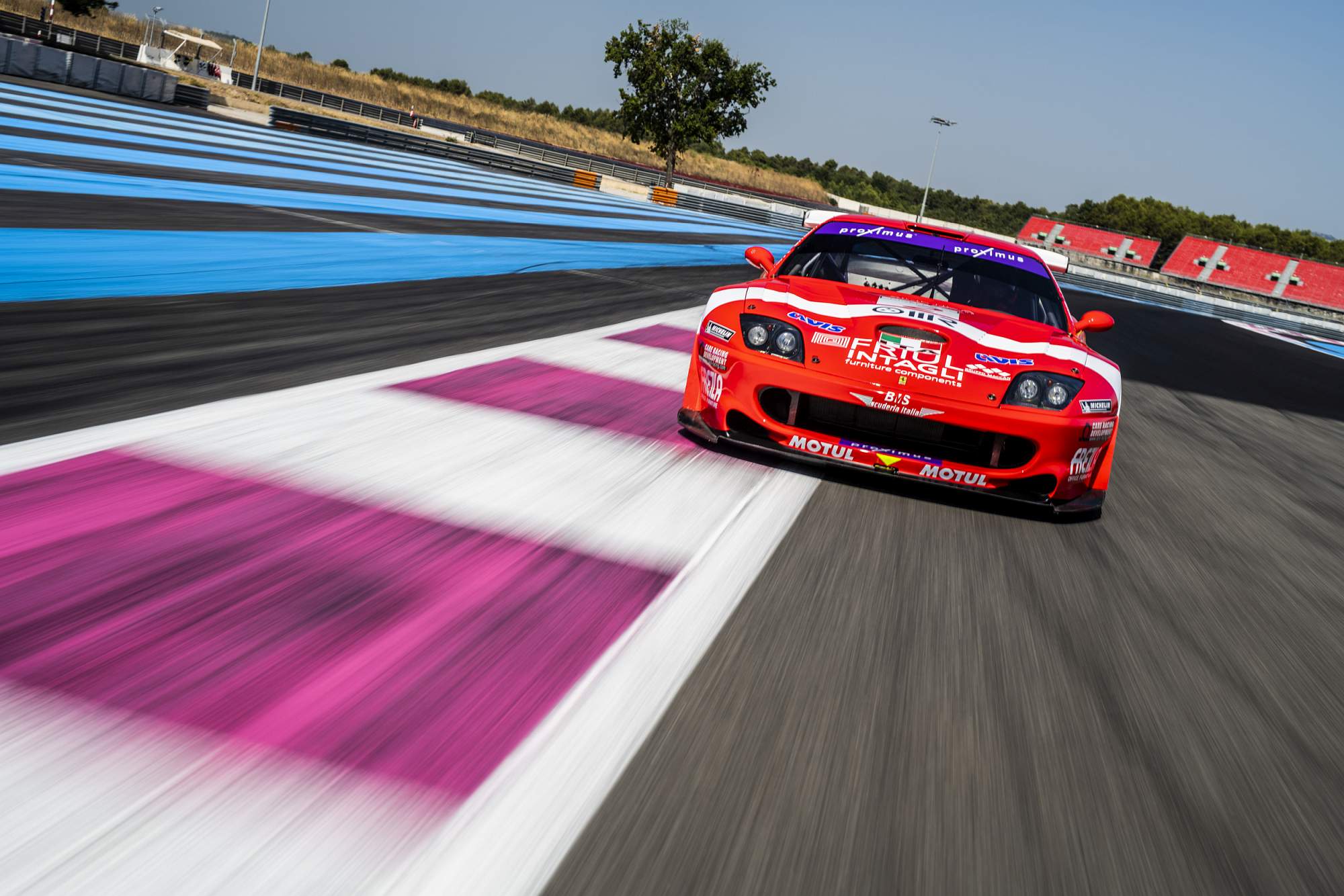 2001-Ferrari-550-GT1-Prodrive-_62