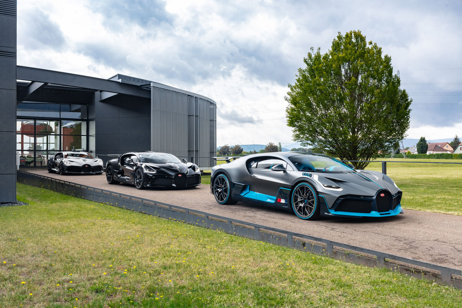 Bugatti_divo_first-deliveries (1)