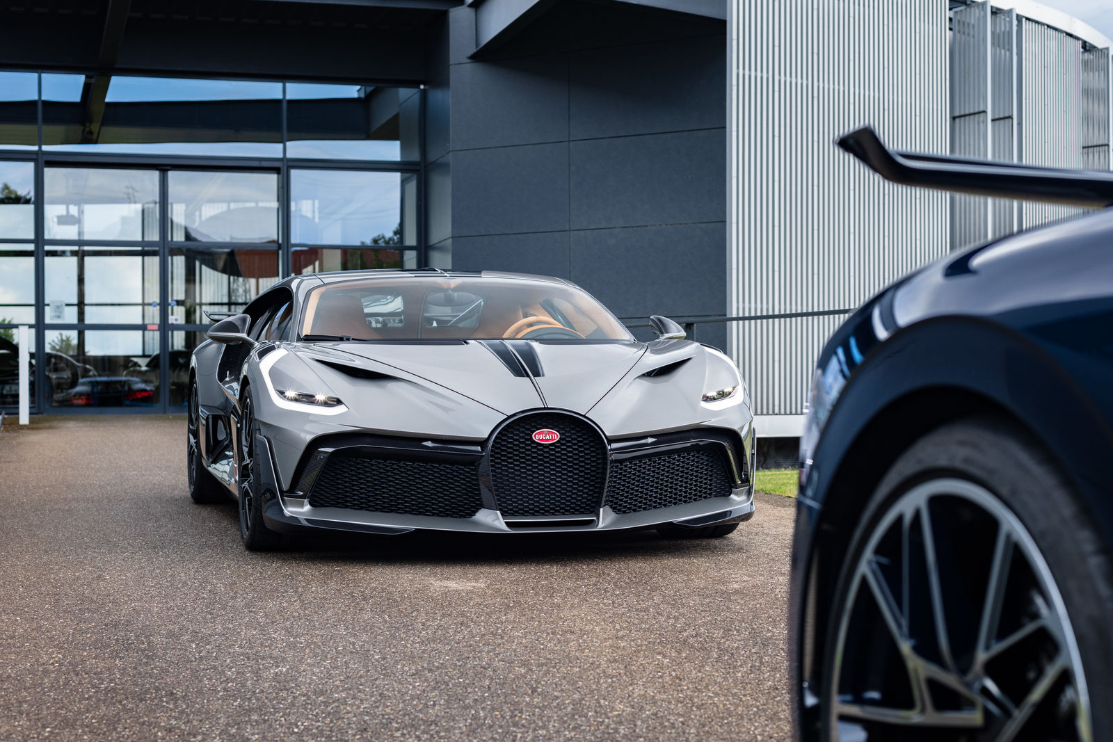 Bugatti_divo_first-deliveries (4)