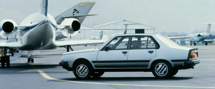 RENAULT 18