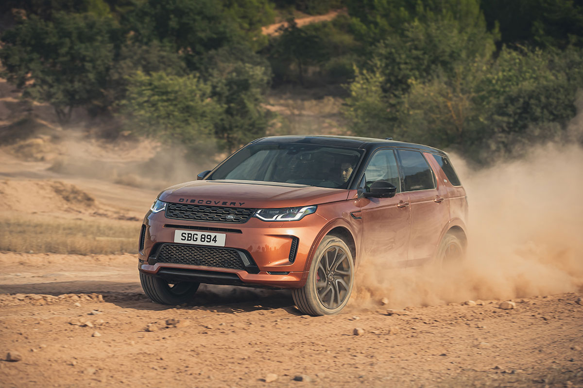 Land Rover lança Evoque e Discovery Sport com motores