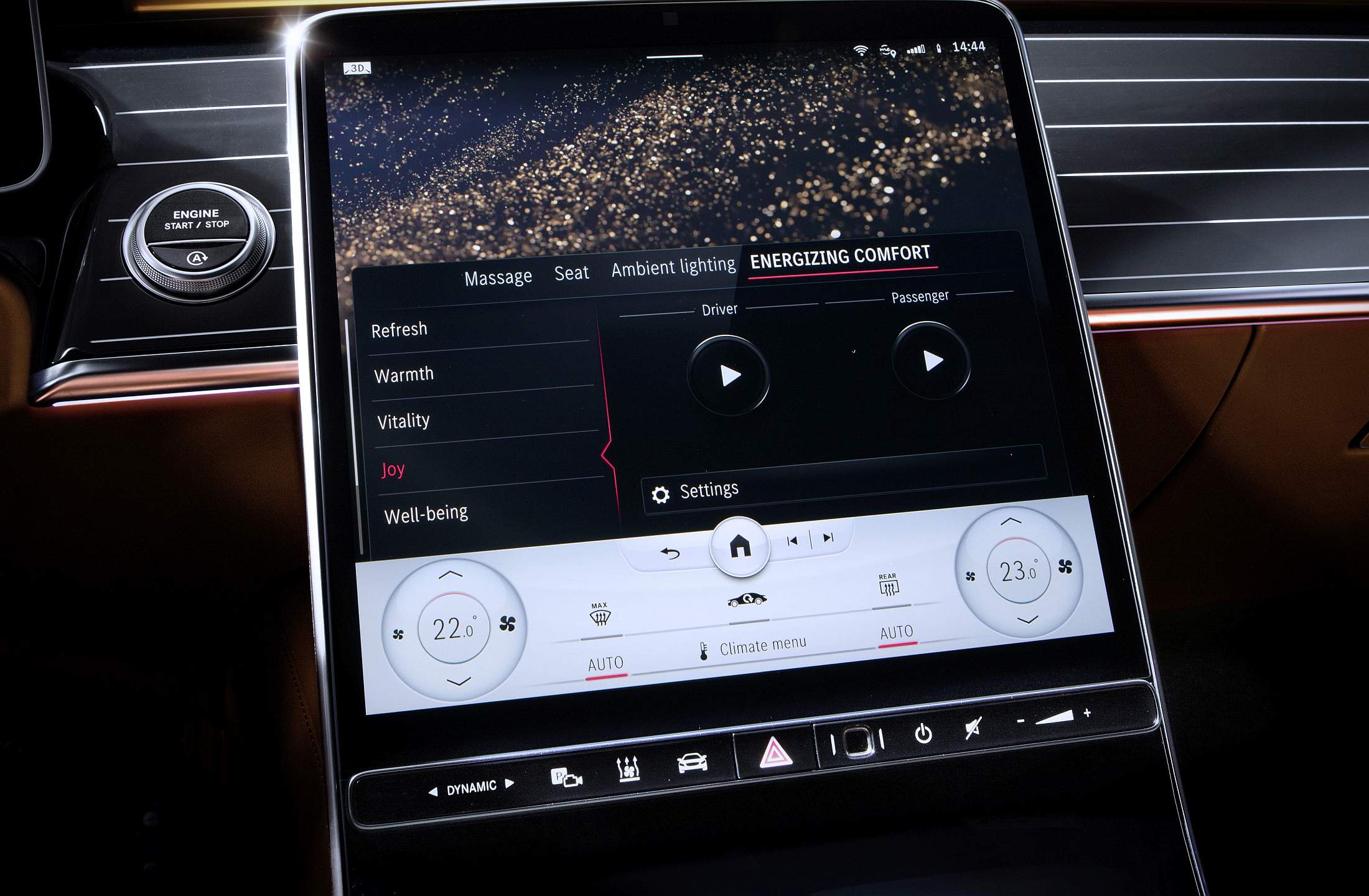 Meet the S-Class DIGITAL: „Luxury & Well-Being”: Persönliche Wohlfühloase: Angenehm reisen und fit bleiben

Meet the S-Class DIGITAL: “Luxury & Well-Being”: Personal wellness oasis: Comfortable travel while staying fit