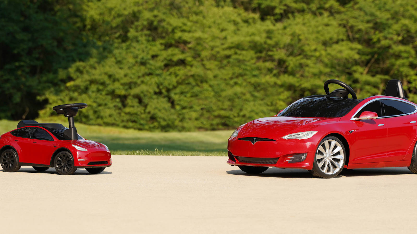 Radio-Flyer-x-Tesla-My-First-Model-Y-kids-car-03