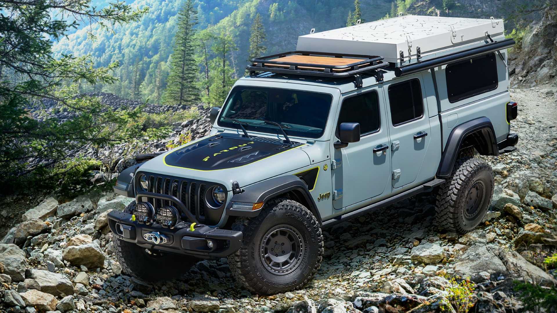 jeep-gladiator-farout-concept-front-3-4