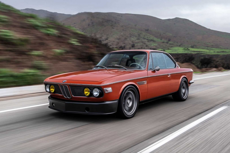 speedkore-1974-bmw-3.0-cs-front-quarter