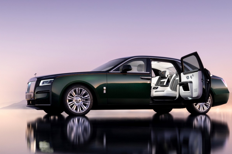 2020-rolls-royce-ghost-extended-14-1600909852