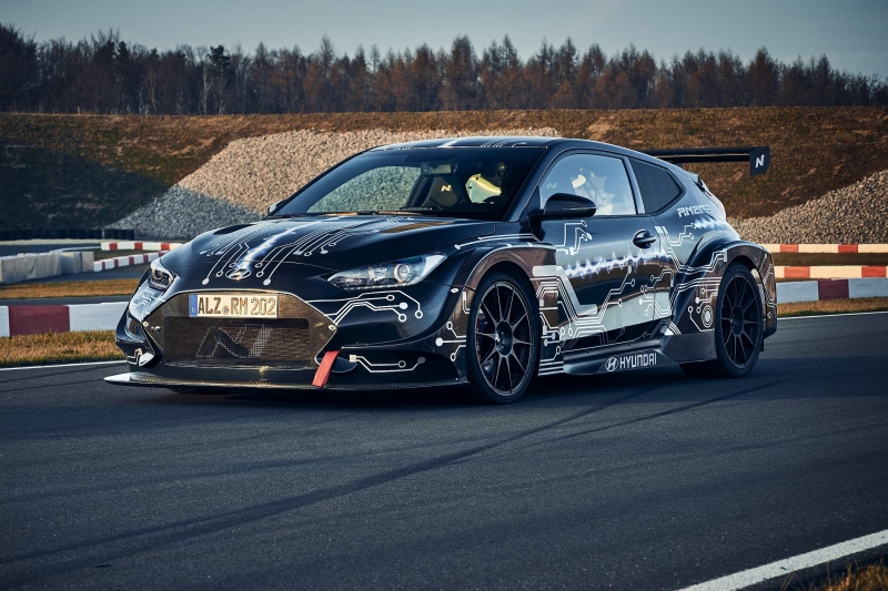 HYUNDAIN_RM20e_1.PR_Front3Qs