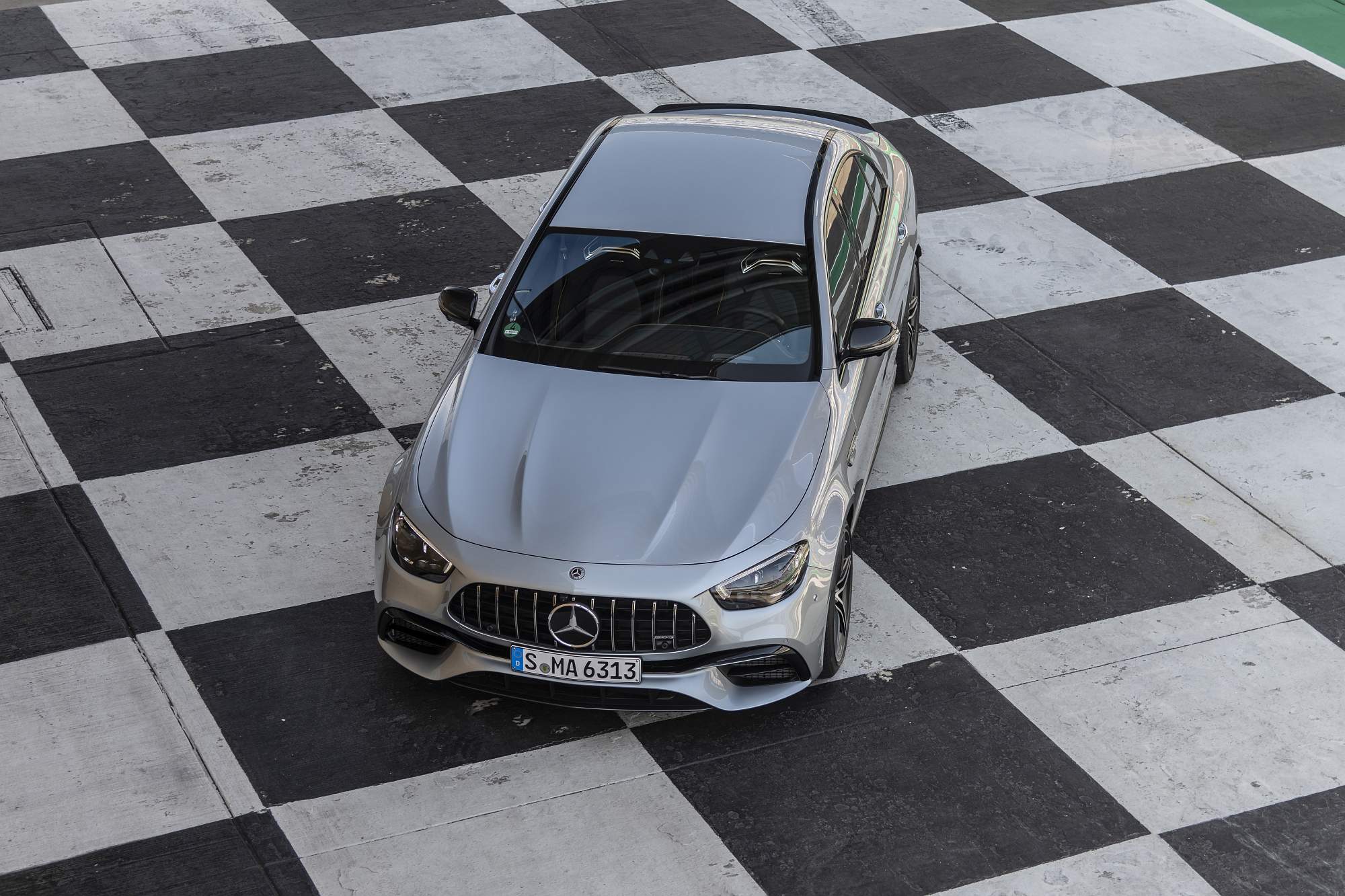 Der neue Mercedes-AMG E63s

The new Mercedes-AMG E63s