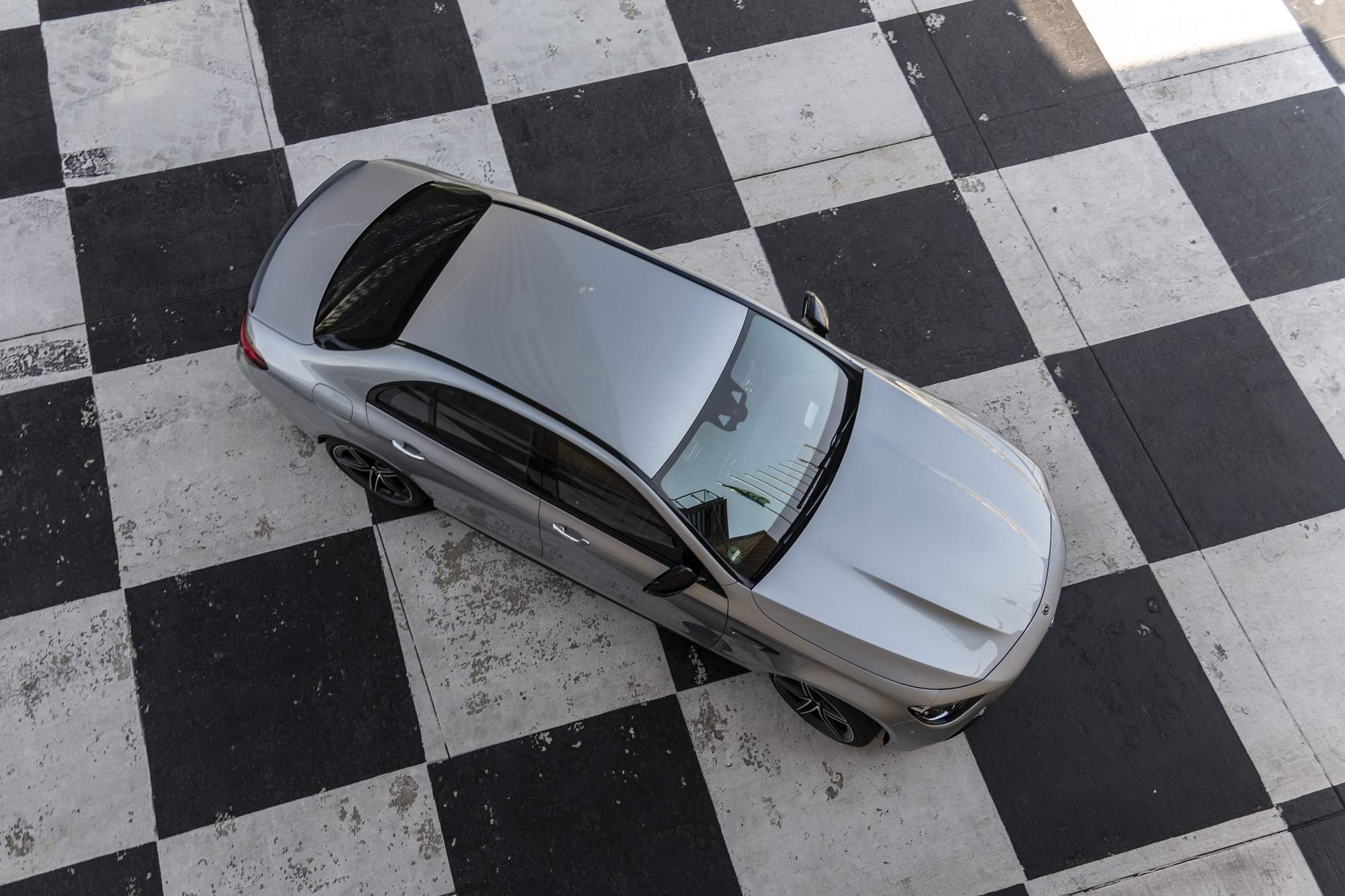 Der neue Mercedes-AMG E63s

The new Mercedes-AMG E63s