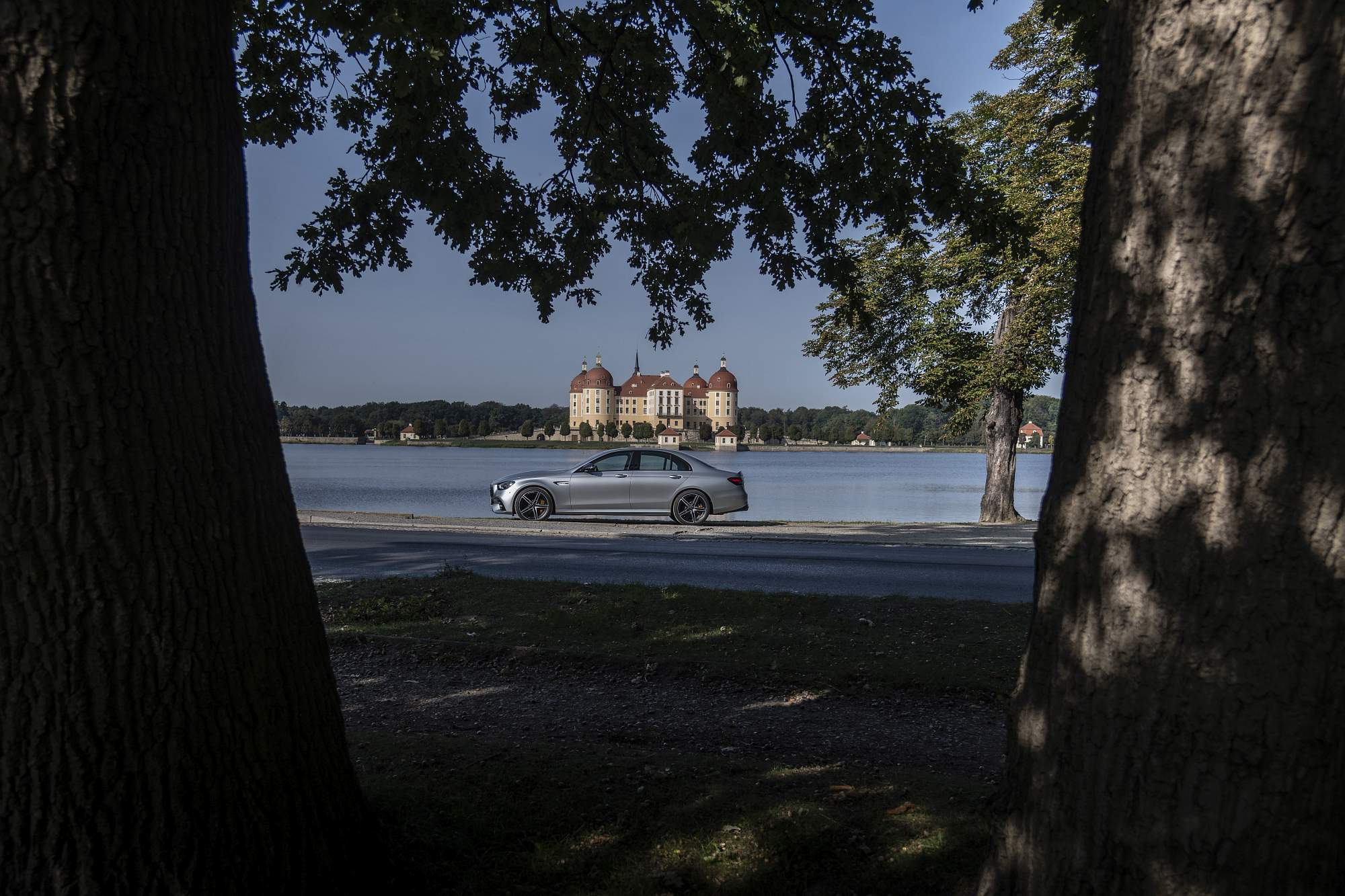 Der neue Mercedes-AMG E63s

The new Mercedes-AMG E63s