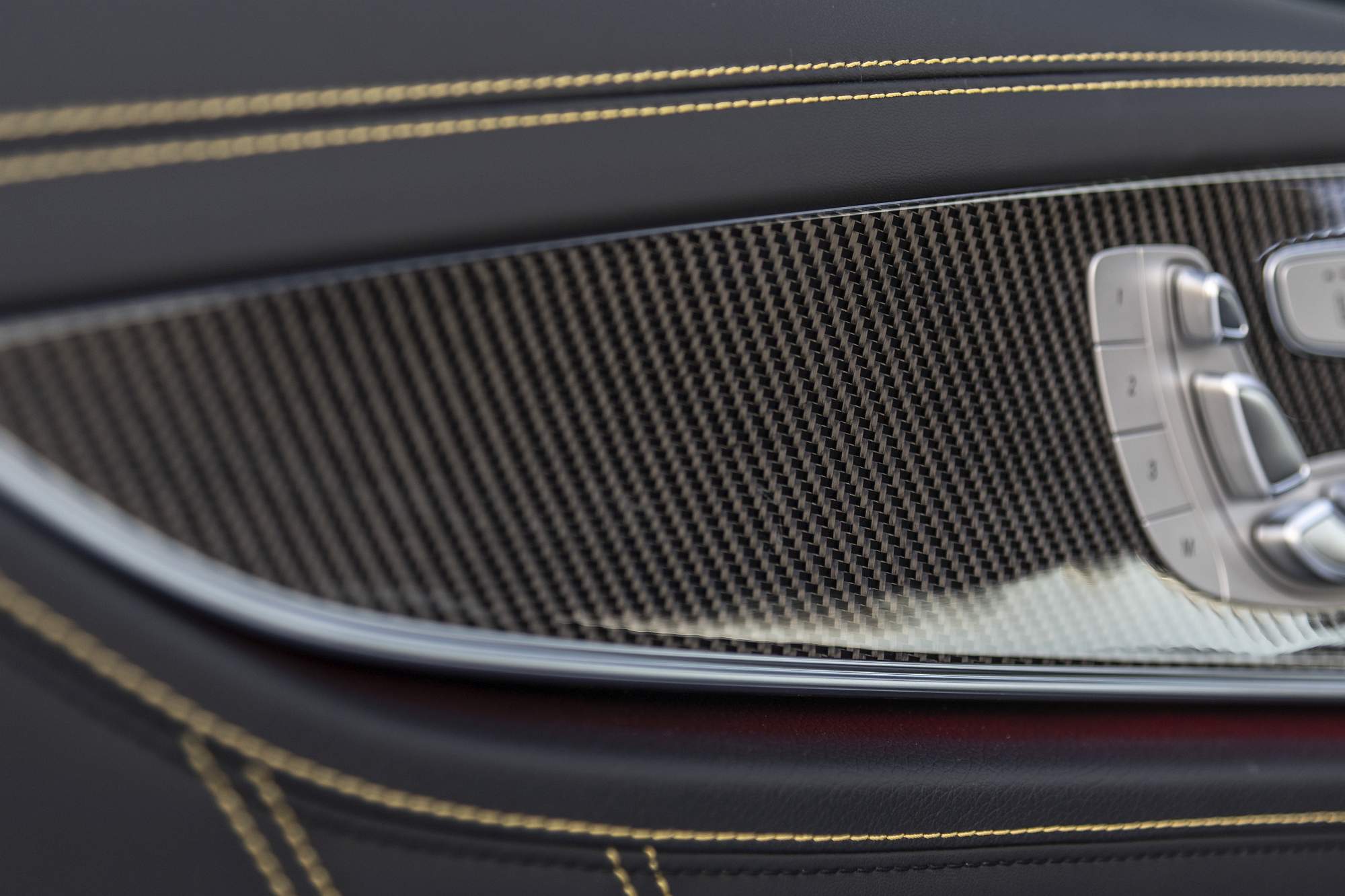 Der neue Mercedes-AMG E63s

The new Mercedes-AMG E63s