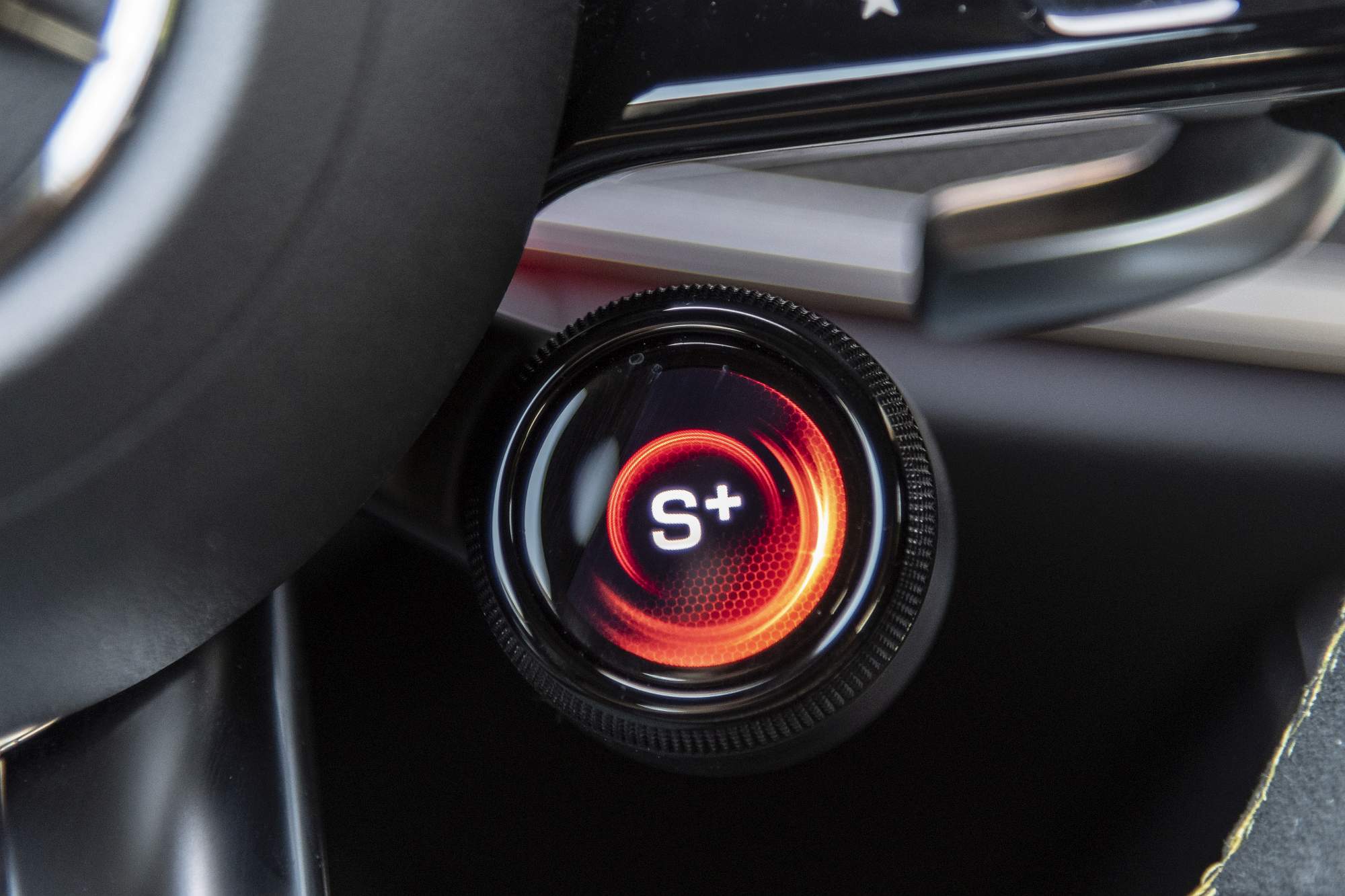 Der neue Mercedes-AMG E63s

The new Mercedes-AMG E63s