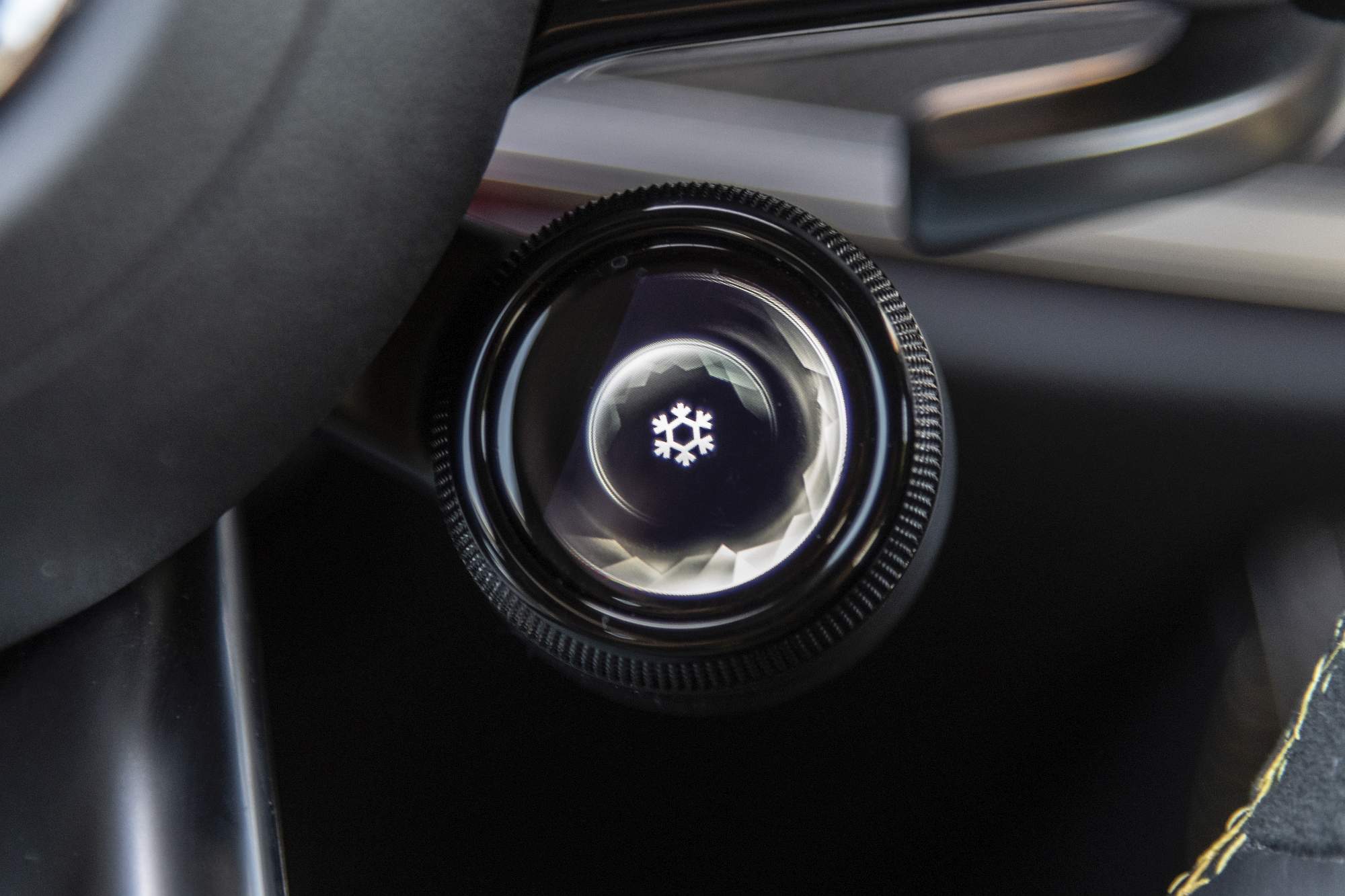 Der neue Mercedes-AMG E63s

The new Mercedes-AMG E63s