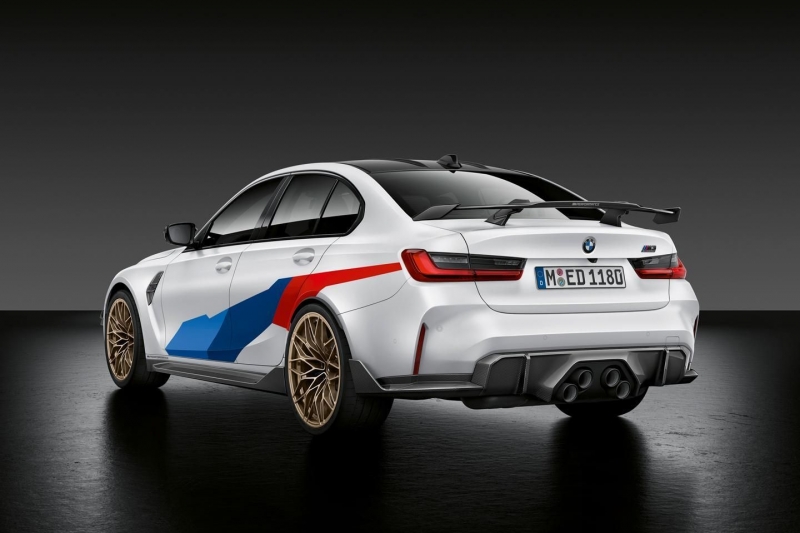 P90398953_highRes_the-new-bmw-m3-compe