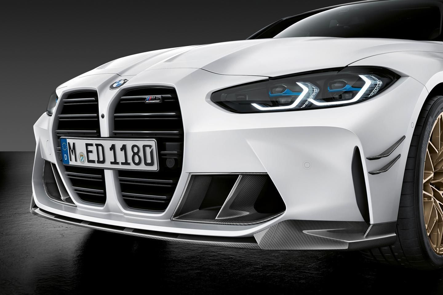 P90398963_highRes_the-new-bmw-m3-compe