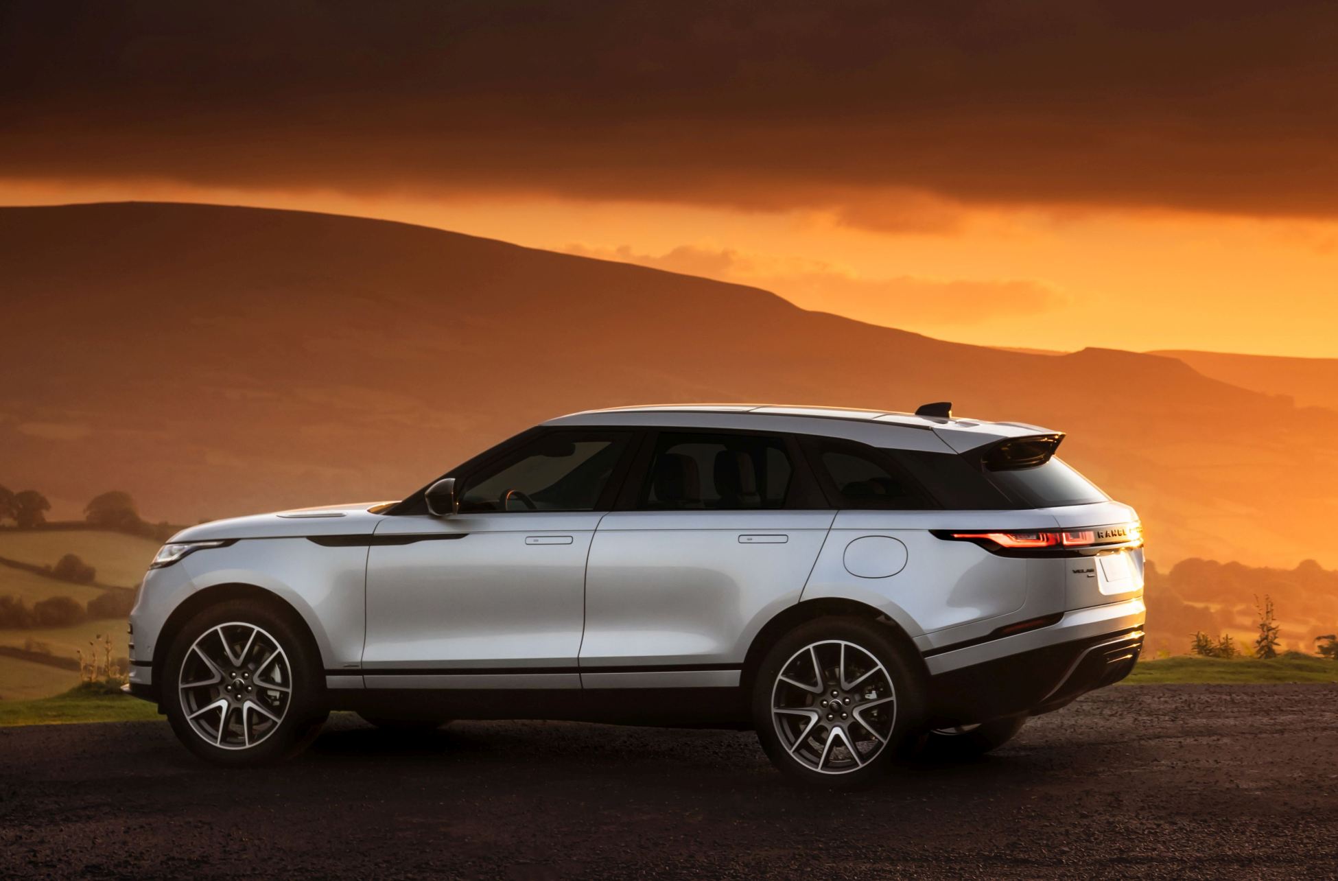 Range Rover_Velar_21MY_Static_230920 (10)