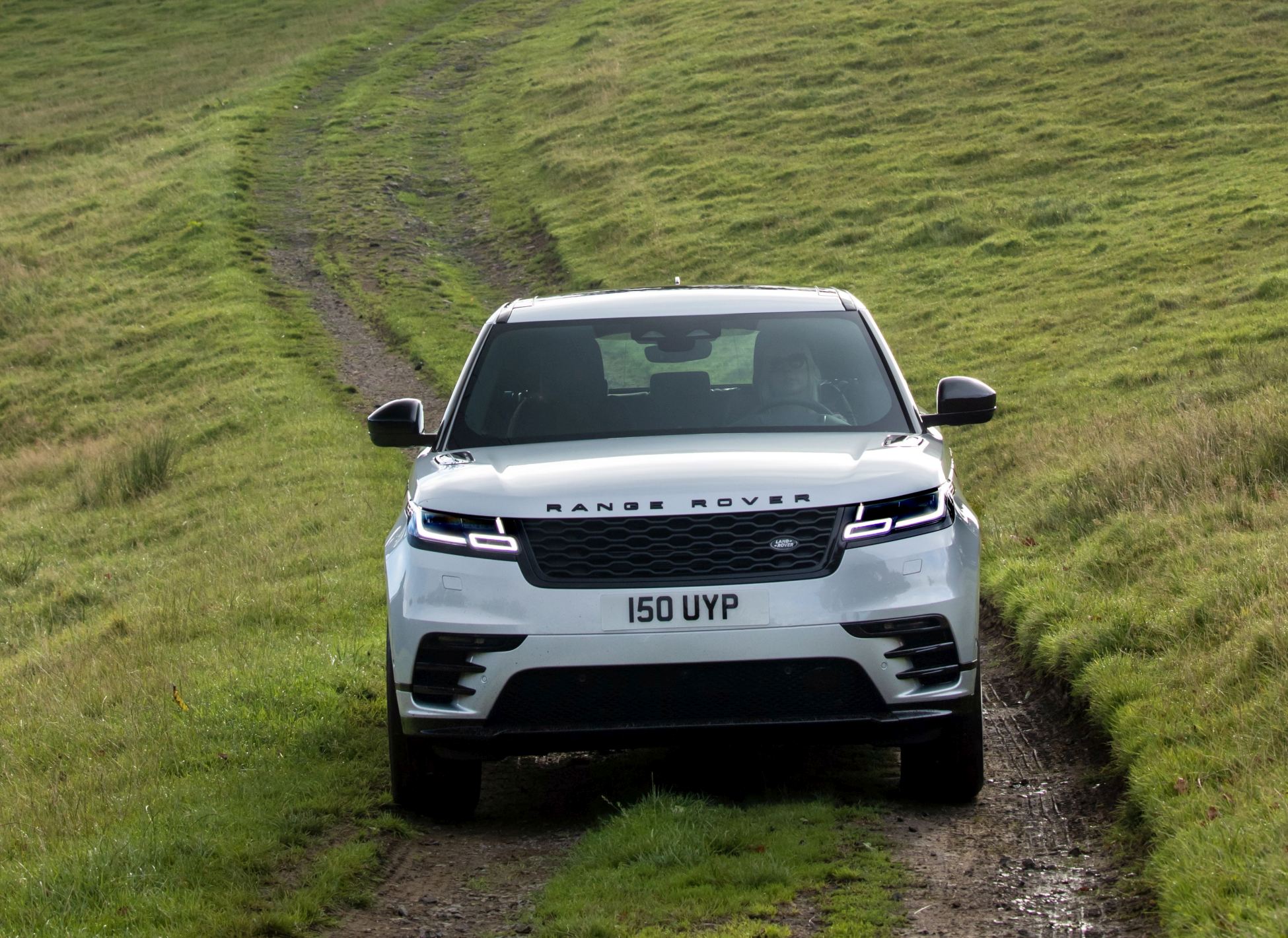 Range Rover_Velar_21MY_Static_230920 (32)