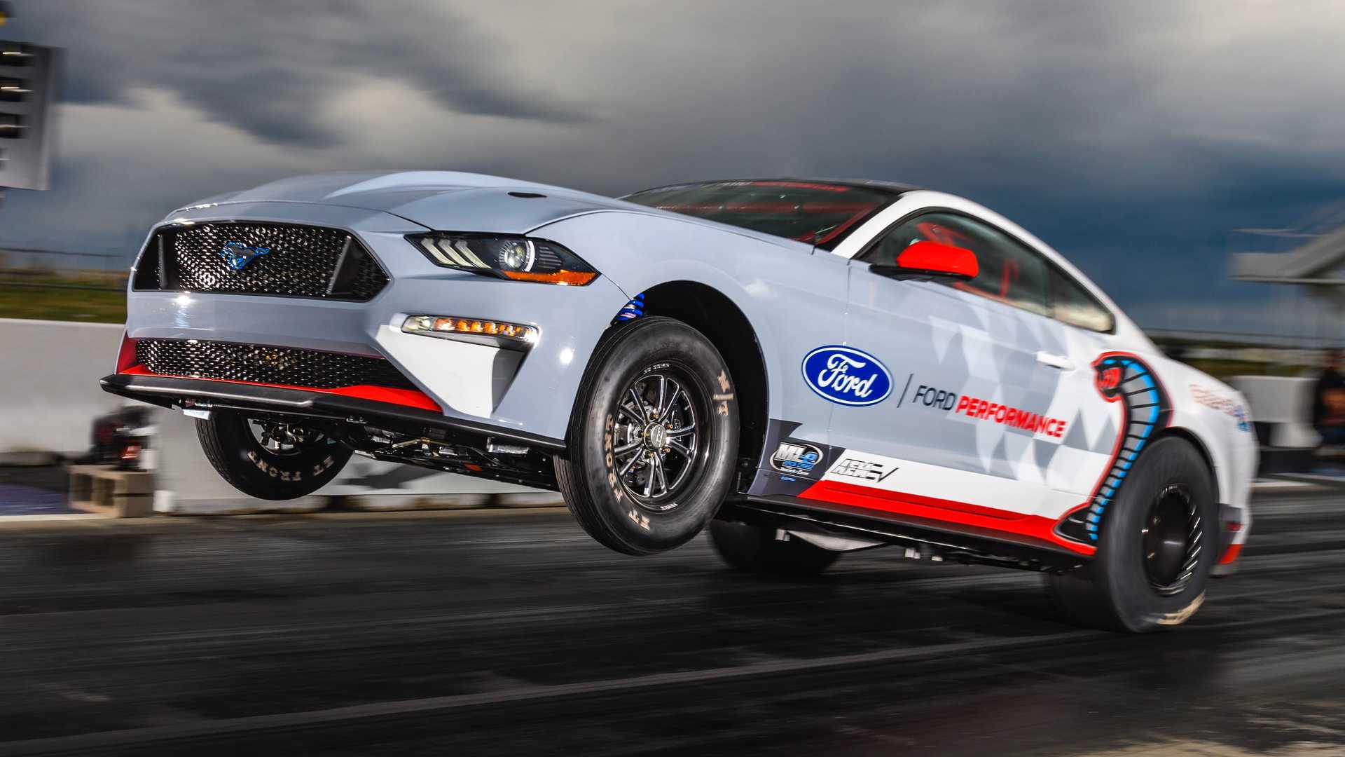 ford-mustang-cobra-jet-1400-front-3-4