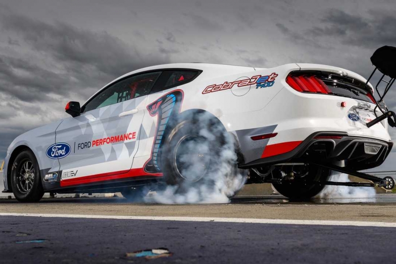 ford-mustang-cobra-jet-1400-rear-3-4