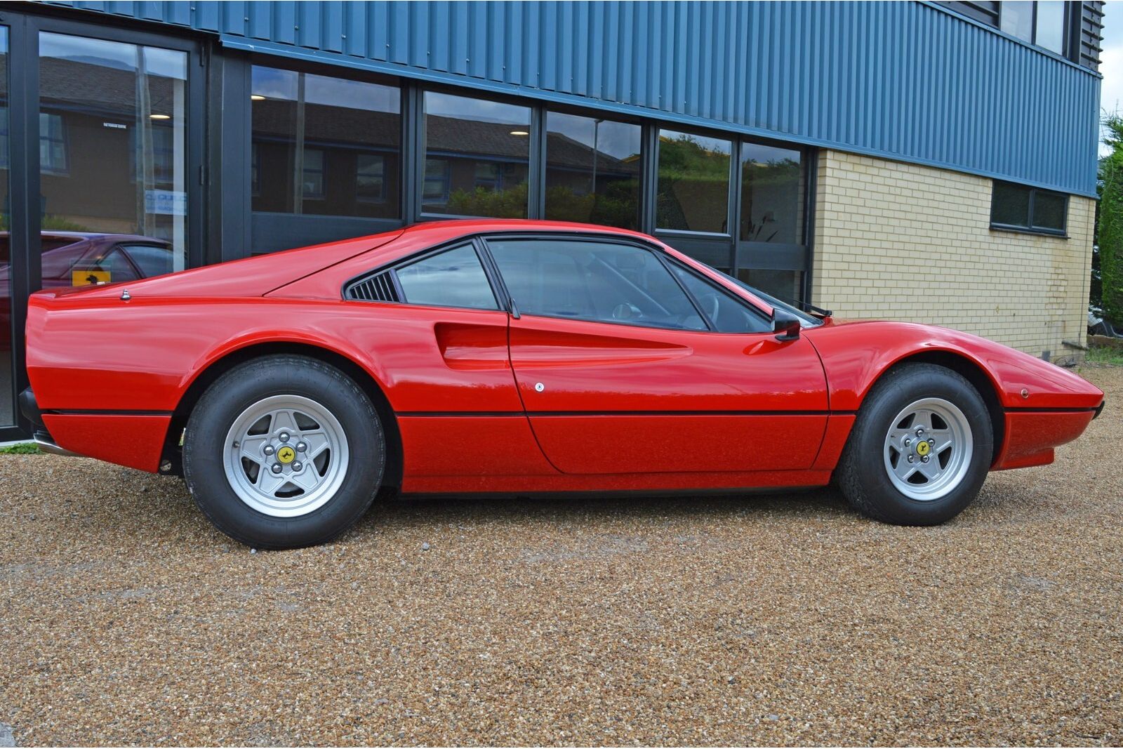 james-may-selling-his-ferrari-308-is-emblematic-for-the-current-state-of-things_4