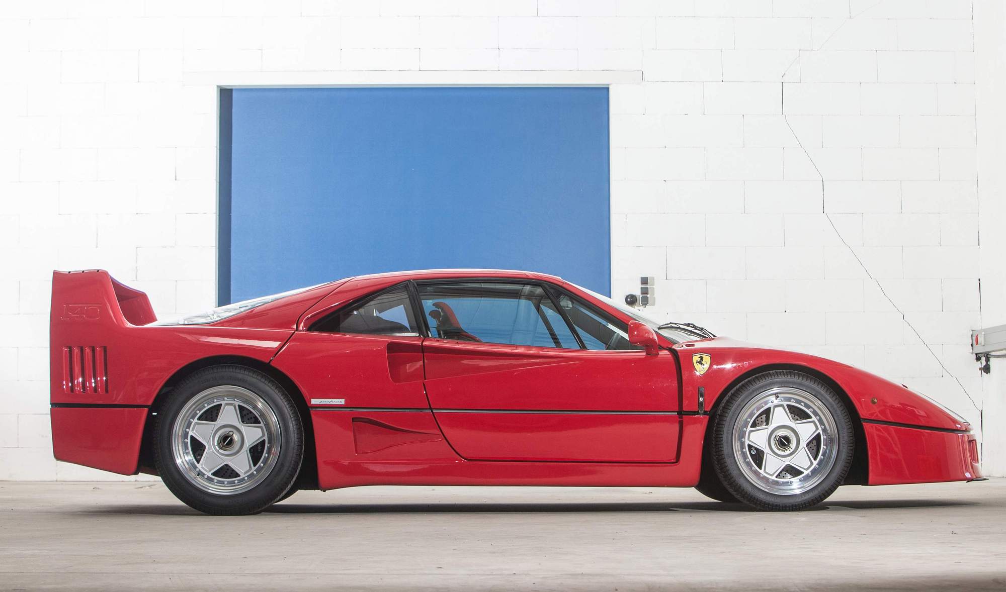 1990-Ferrari-F40-_5