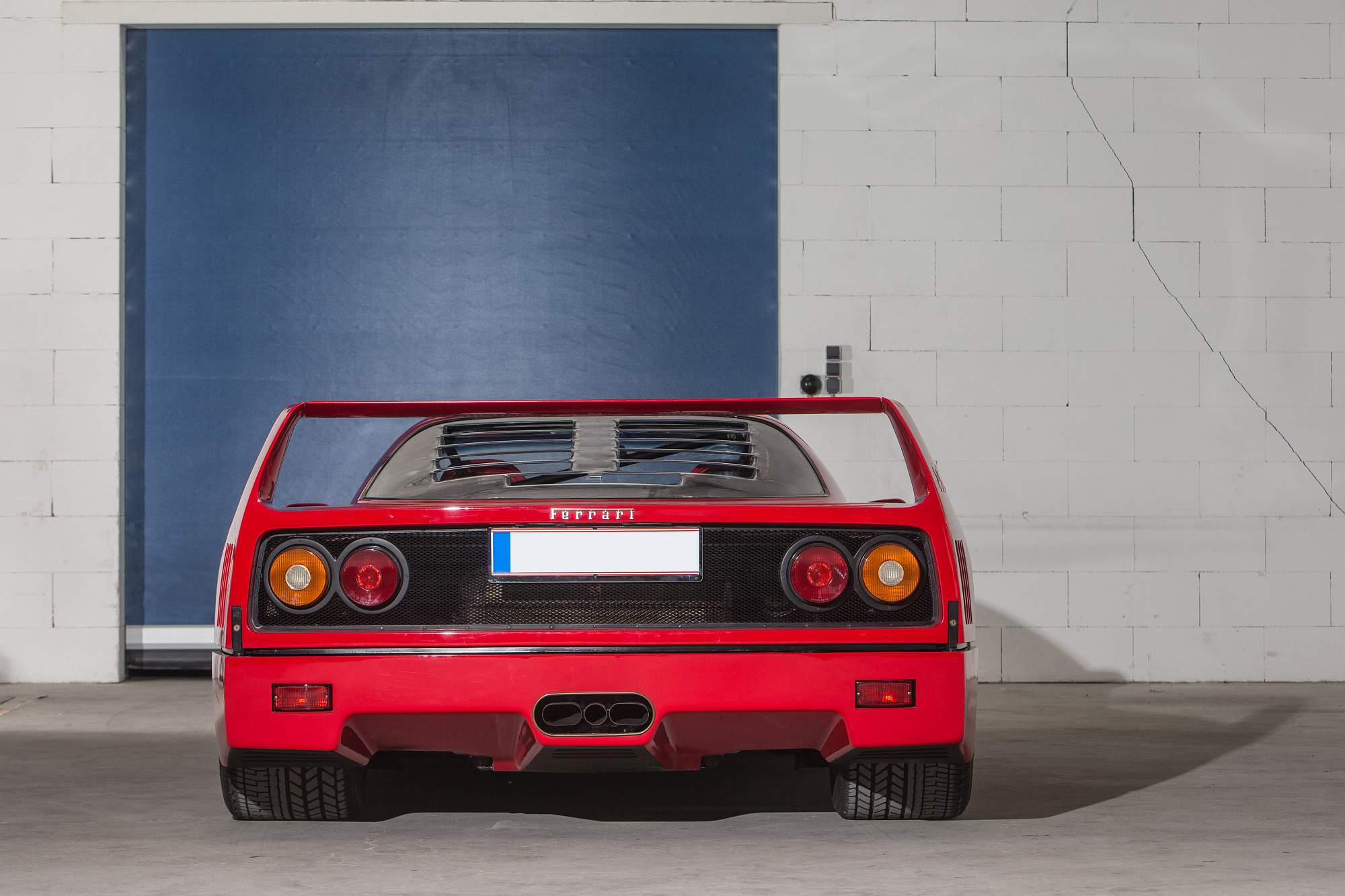 1990-Ferrari-F40-_7