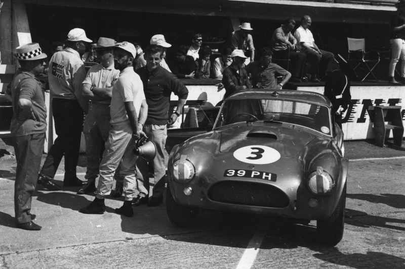 TEAM MANAGER STIRLING MOSS
