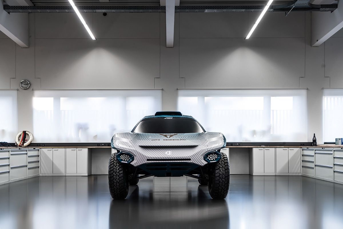 CUPRA-is-the-first-automotive-brand-to-participate-in-Extreme-E_03_HQ