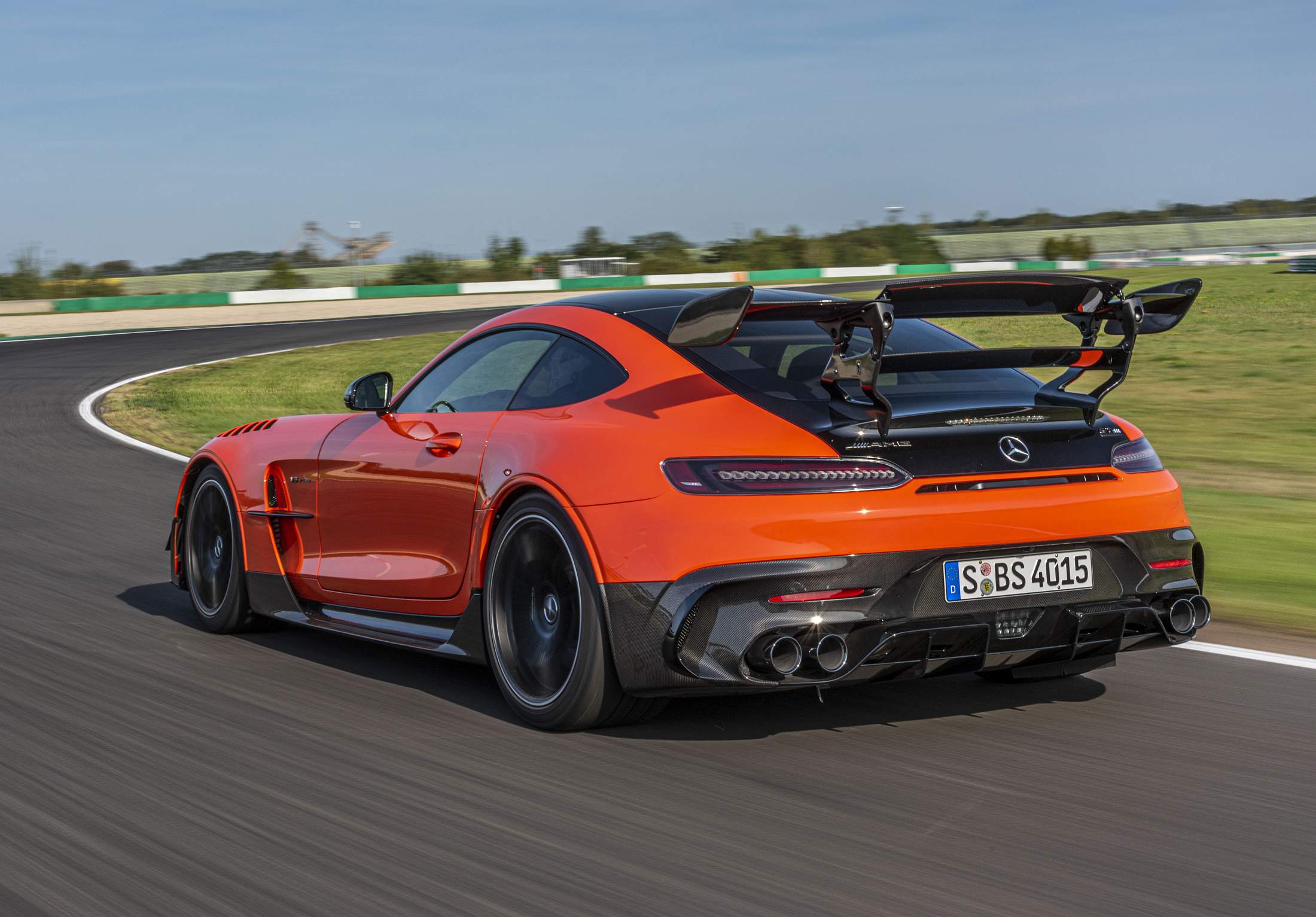Driving Experience AMG GT BS / AMG E 53 & E 63 Lausitzring 2020

Driving Experience AMG GT BS / AMG E 53 & E 63 Lausitzring 2020