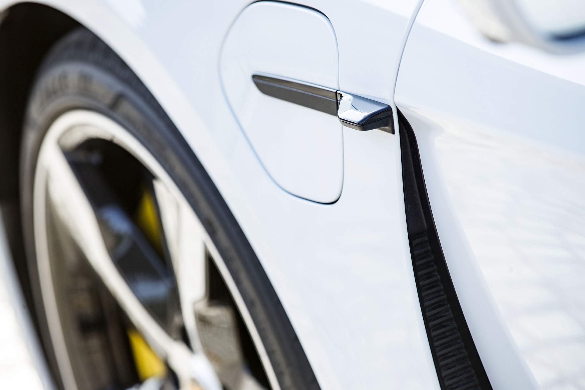 Porsche Taycan Turbo S (24)