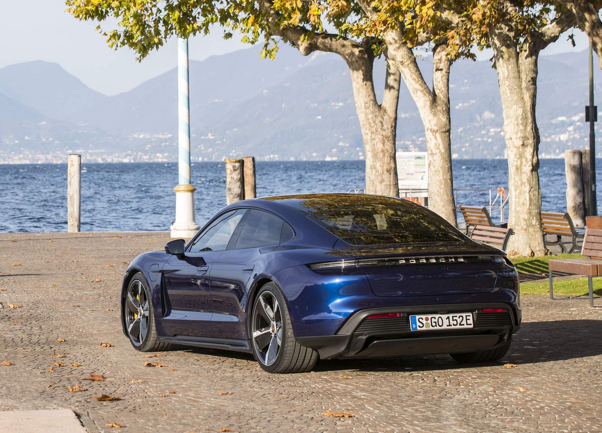 Porsche Taycan Turbo S (3)