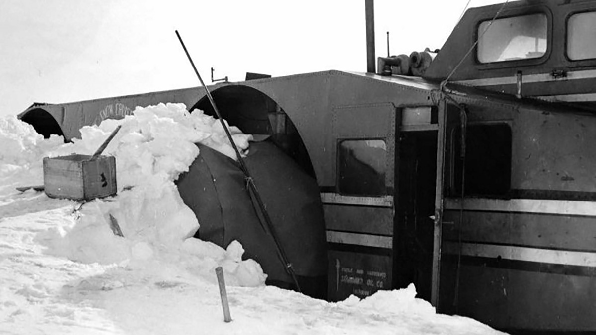 1939-snow-cruiser-1