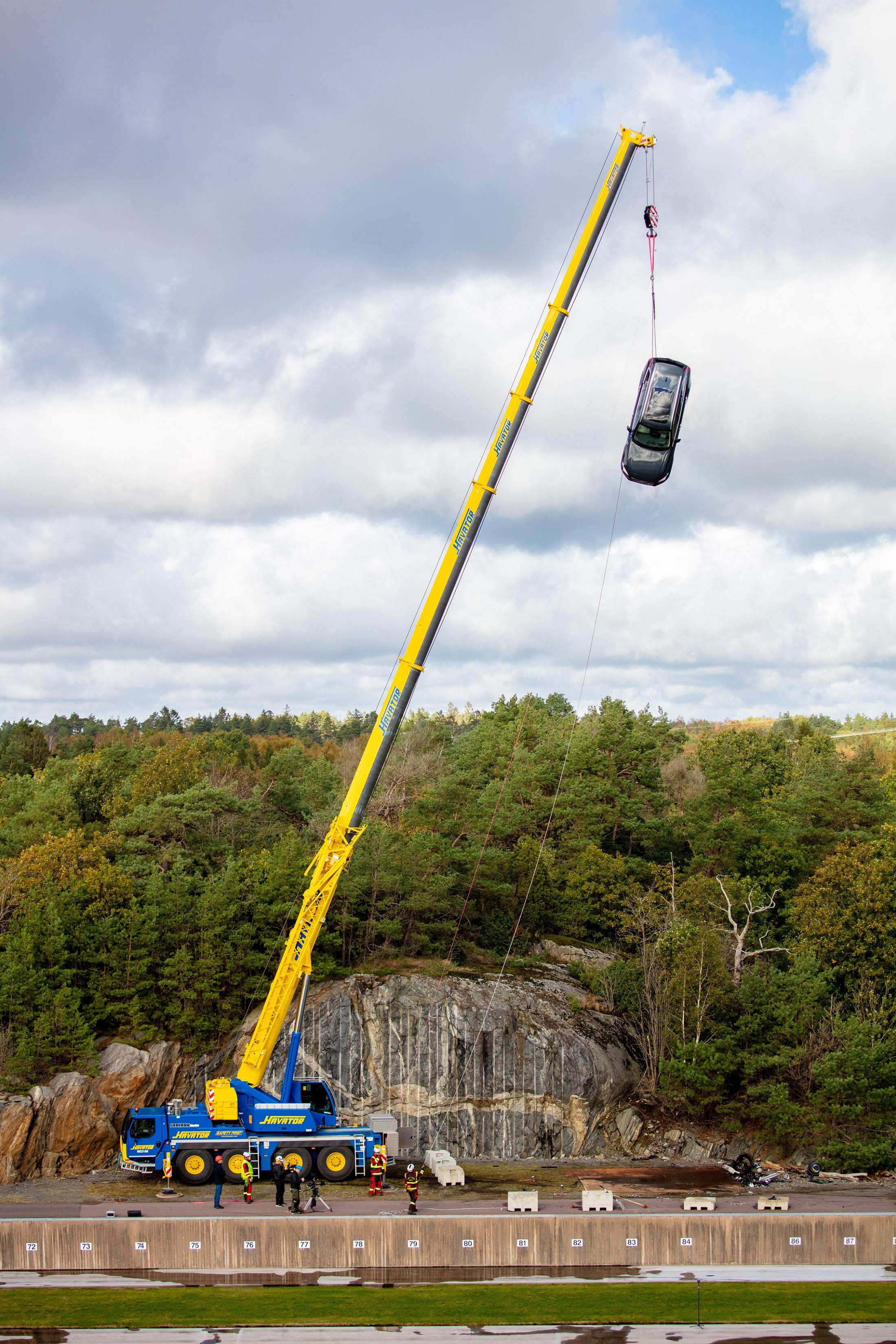 Volvo Cars drops new cars from 30 metres to help rescue services save lives