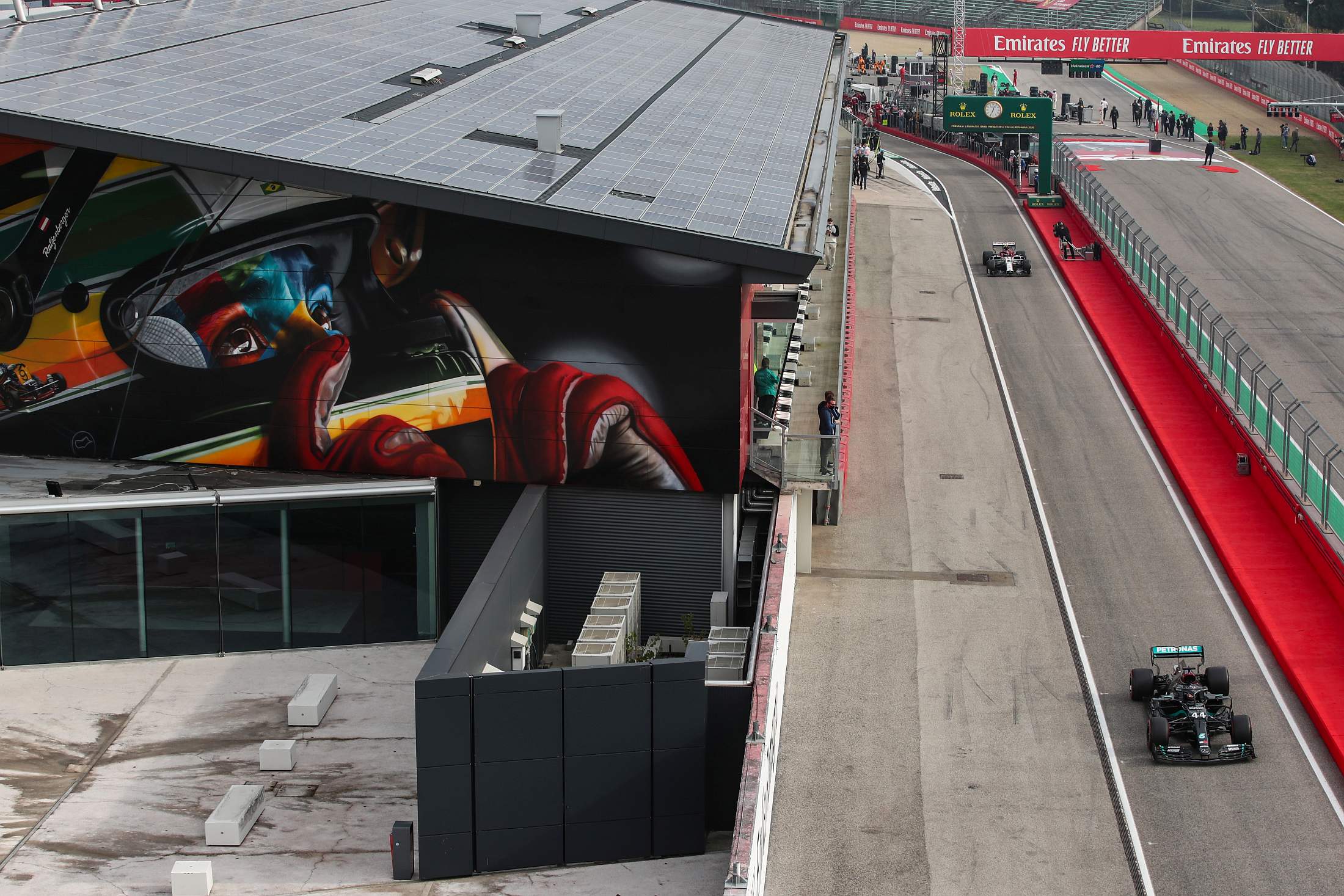 Lewis Hamilton, Mercedes F1 W11 EQ Performance, heads to the grid