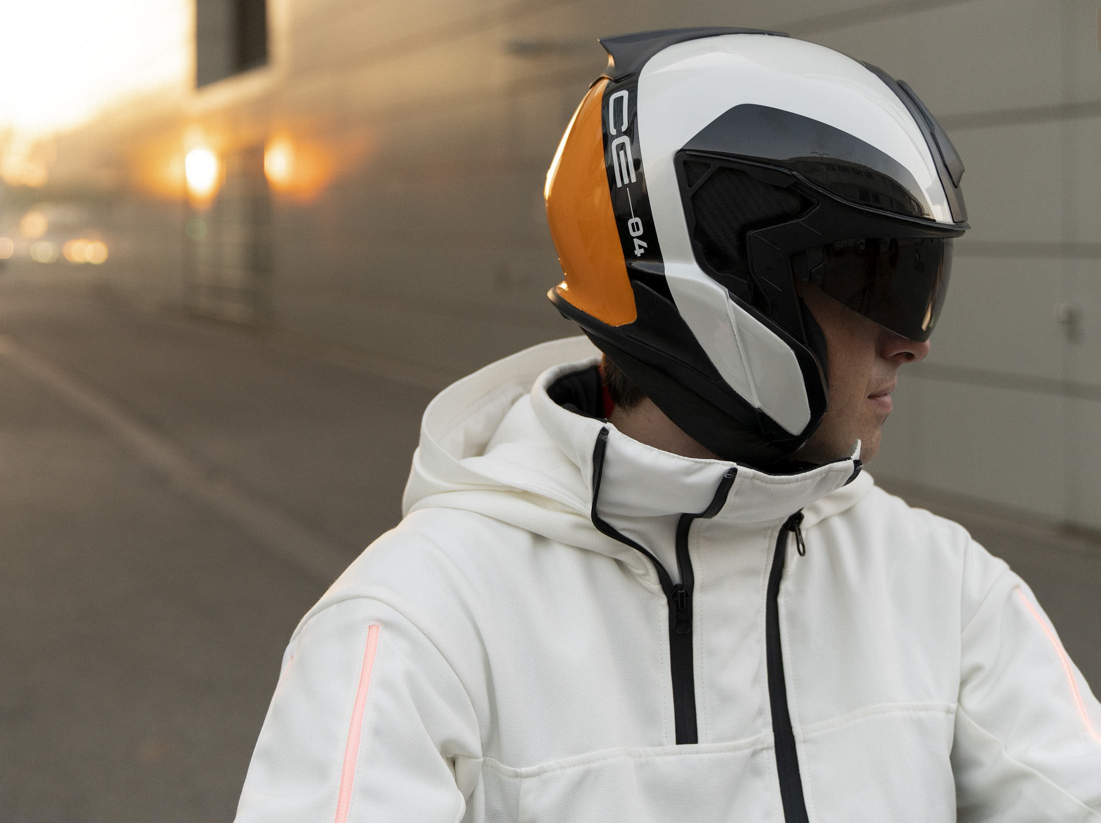 BMW_Motorrad_Definition_CE_04_Beauty_06