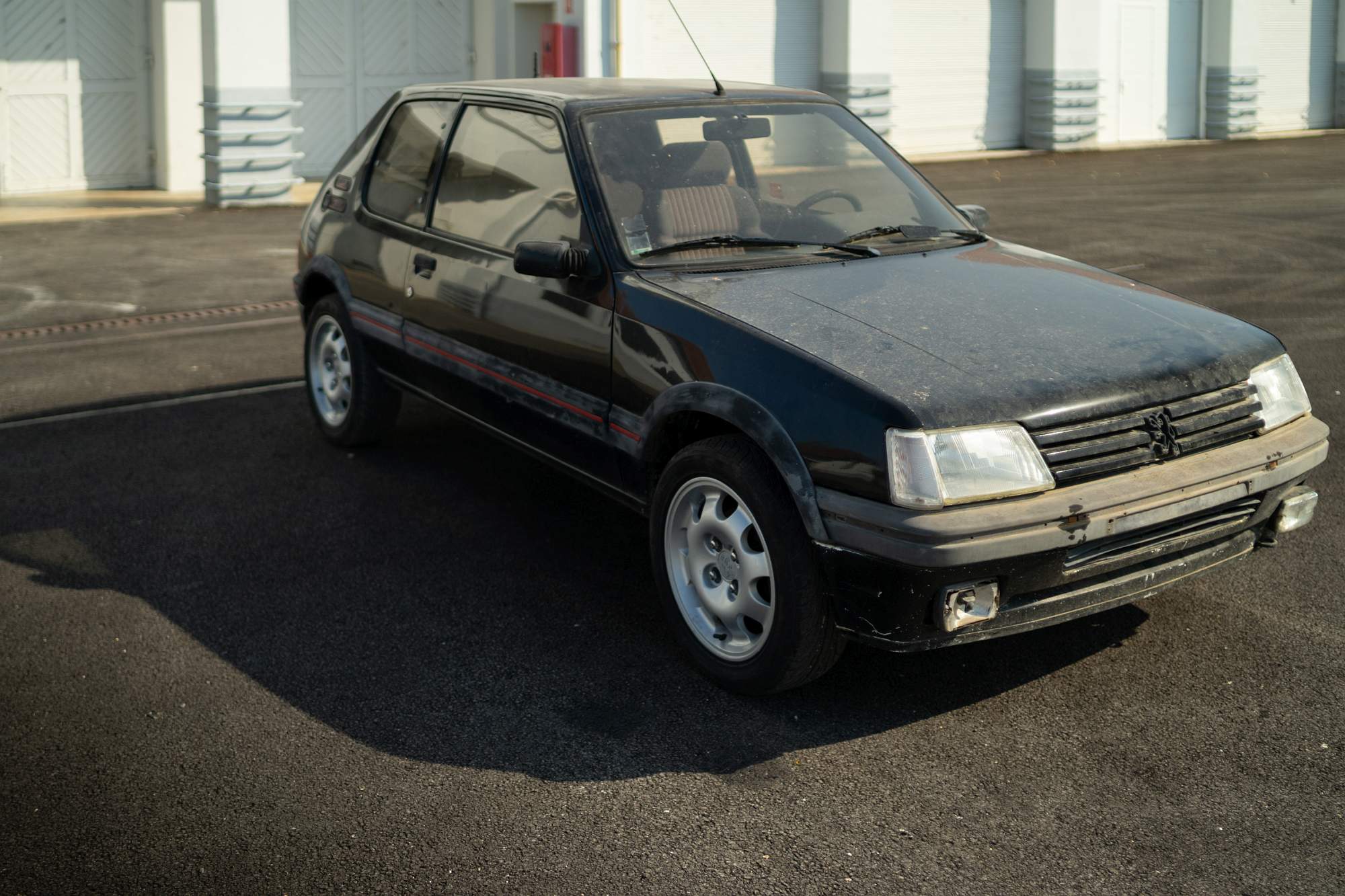 Peugeot 205 GTi Aventure Peugeot_2002 (12)