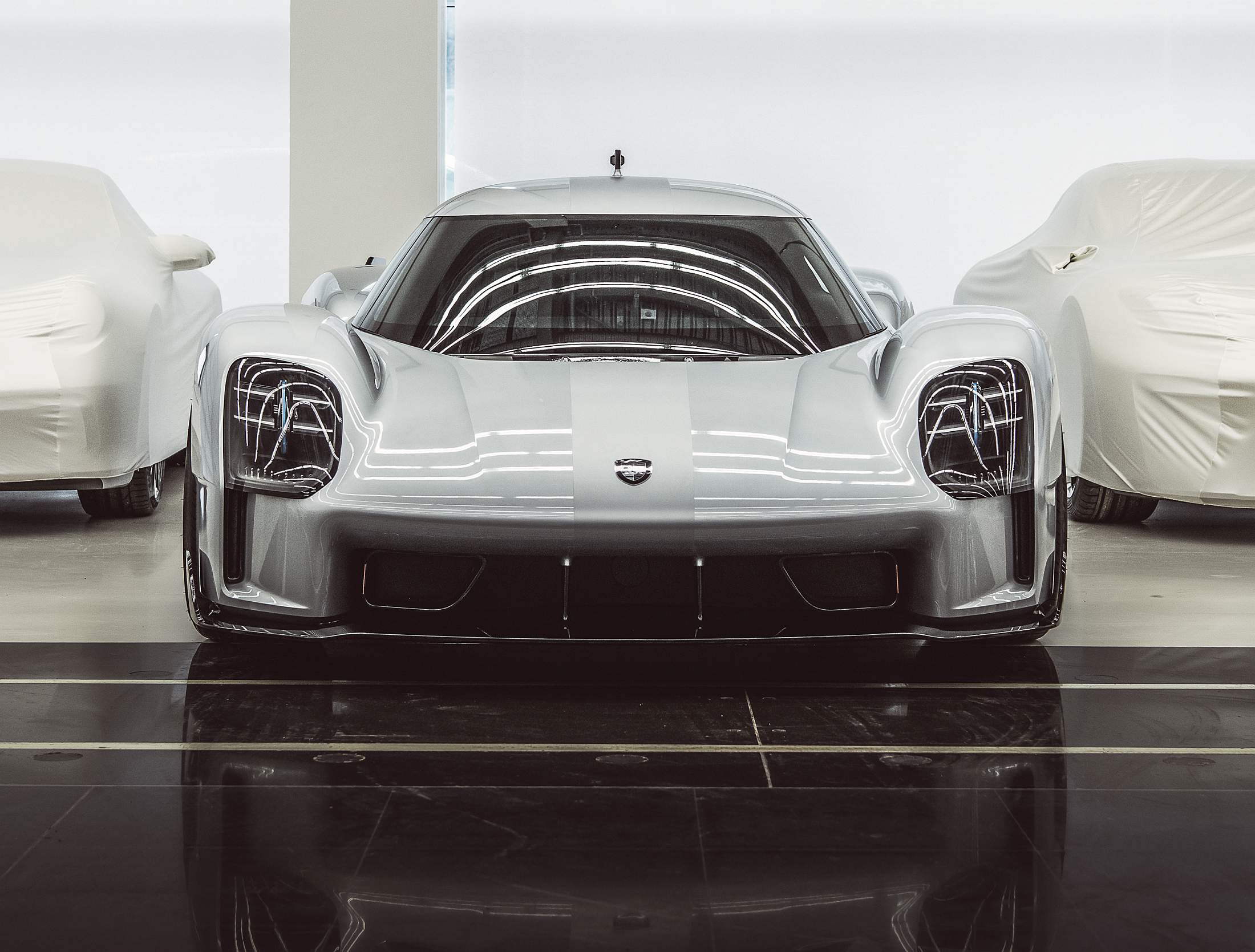 Porsche 919 Street (1)