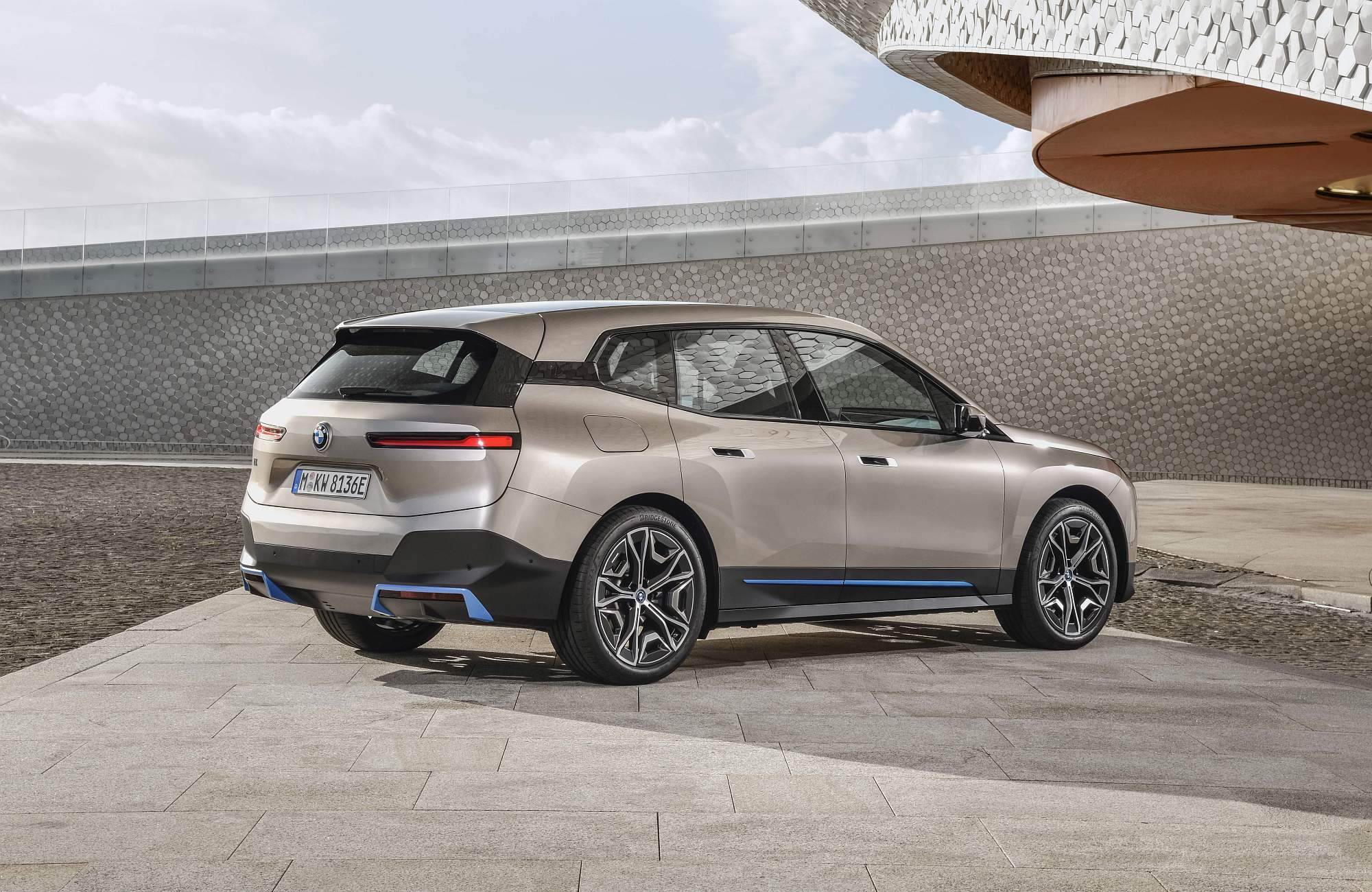 The_first_BMW_iX_Highlights_8